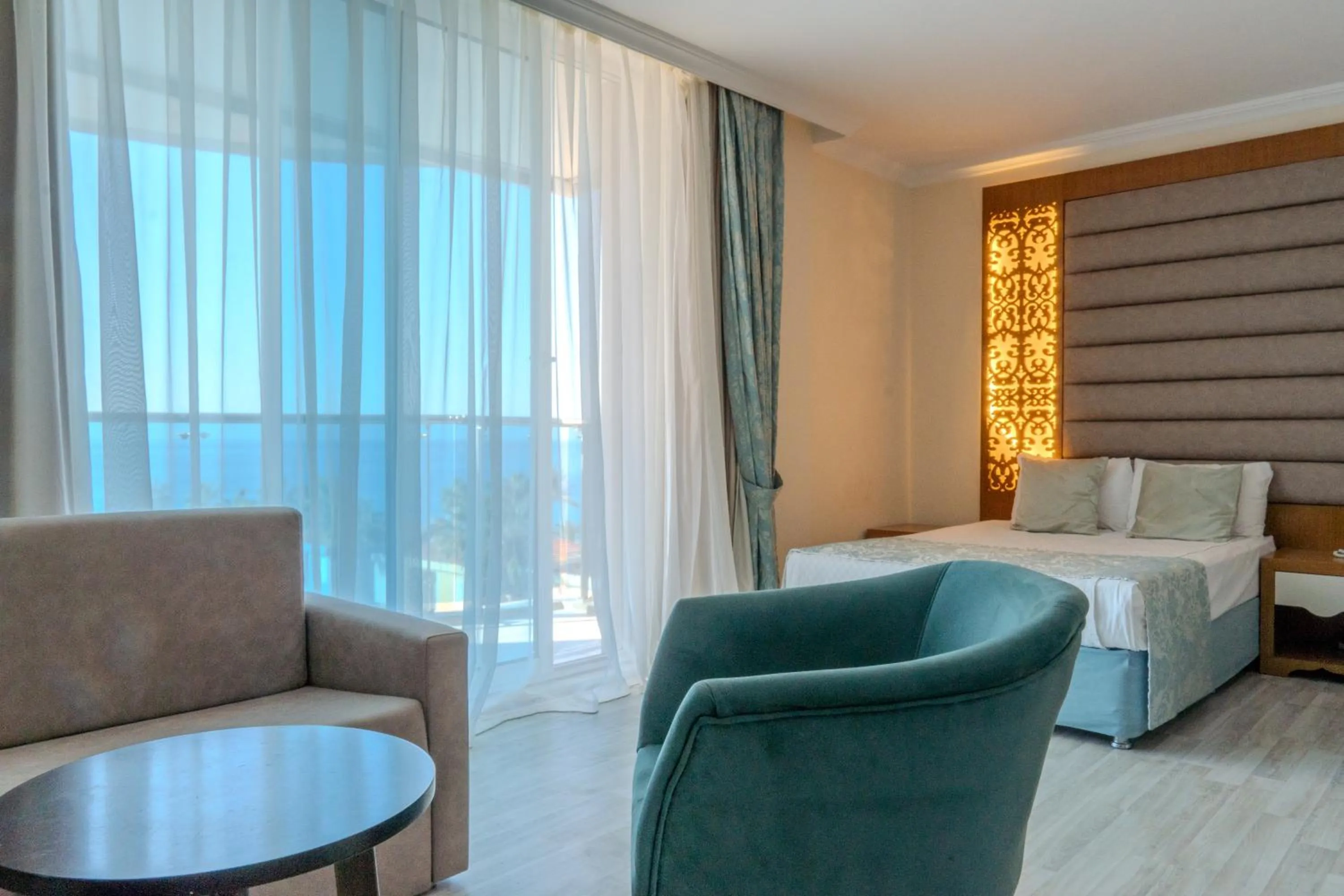 Bed in Concordia Celes Beach Hotel