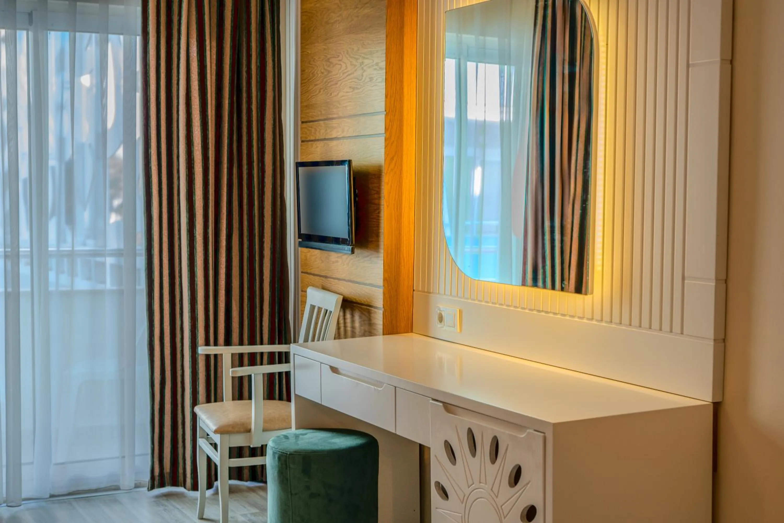 Bed in Concordia Celes Beach Hotel