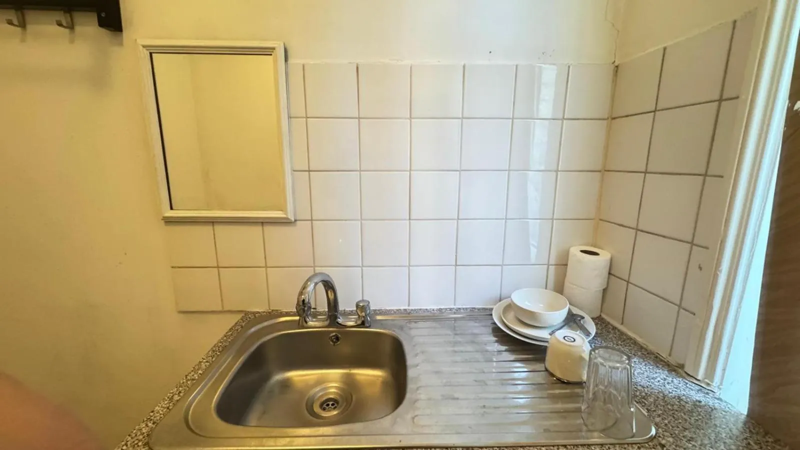 Kitchen or kitchenette in Anwar House