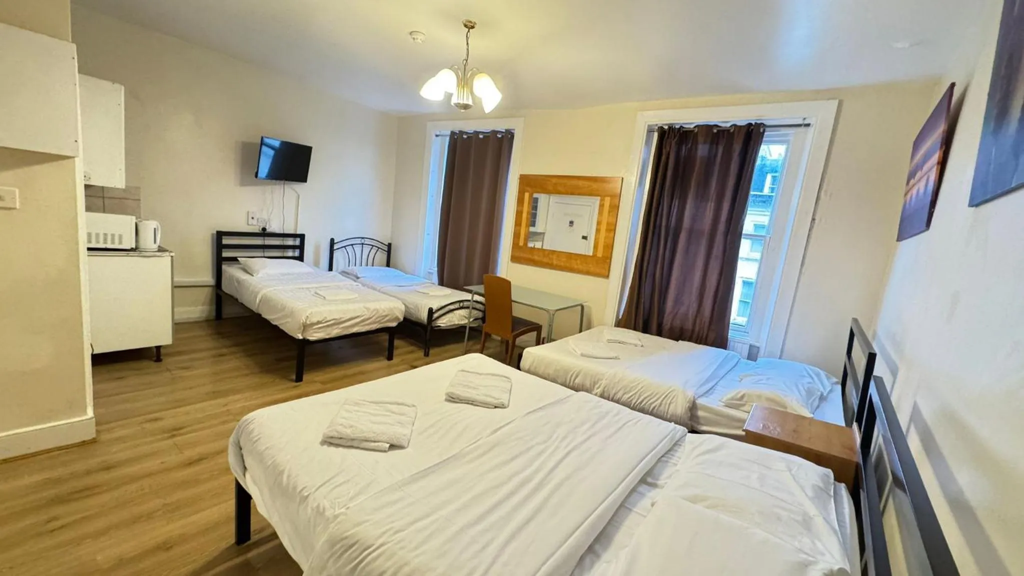 Photo of the whole room, Bed in Anwar House