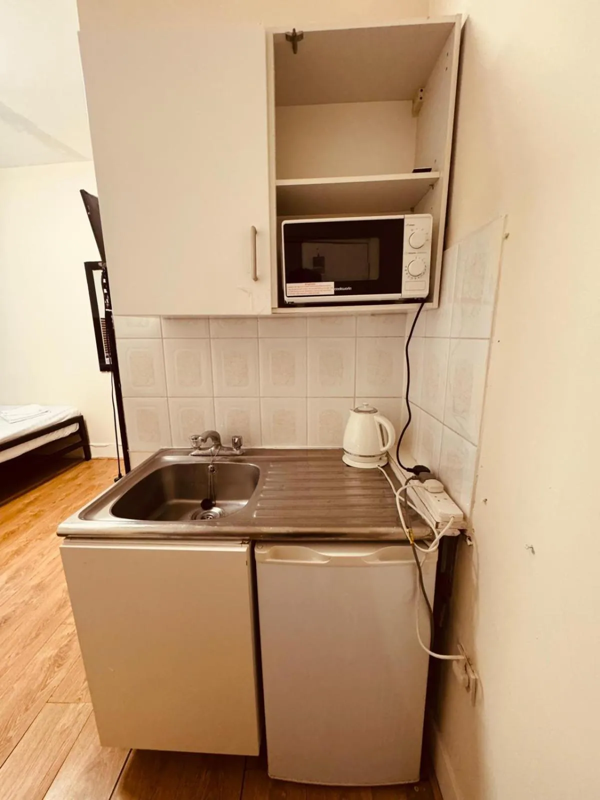 Kitchen or kitchenette in Anwar House