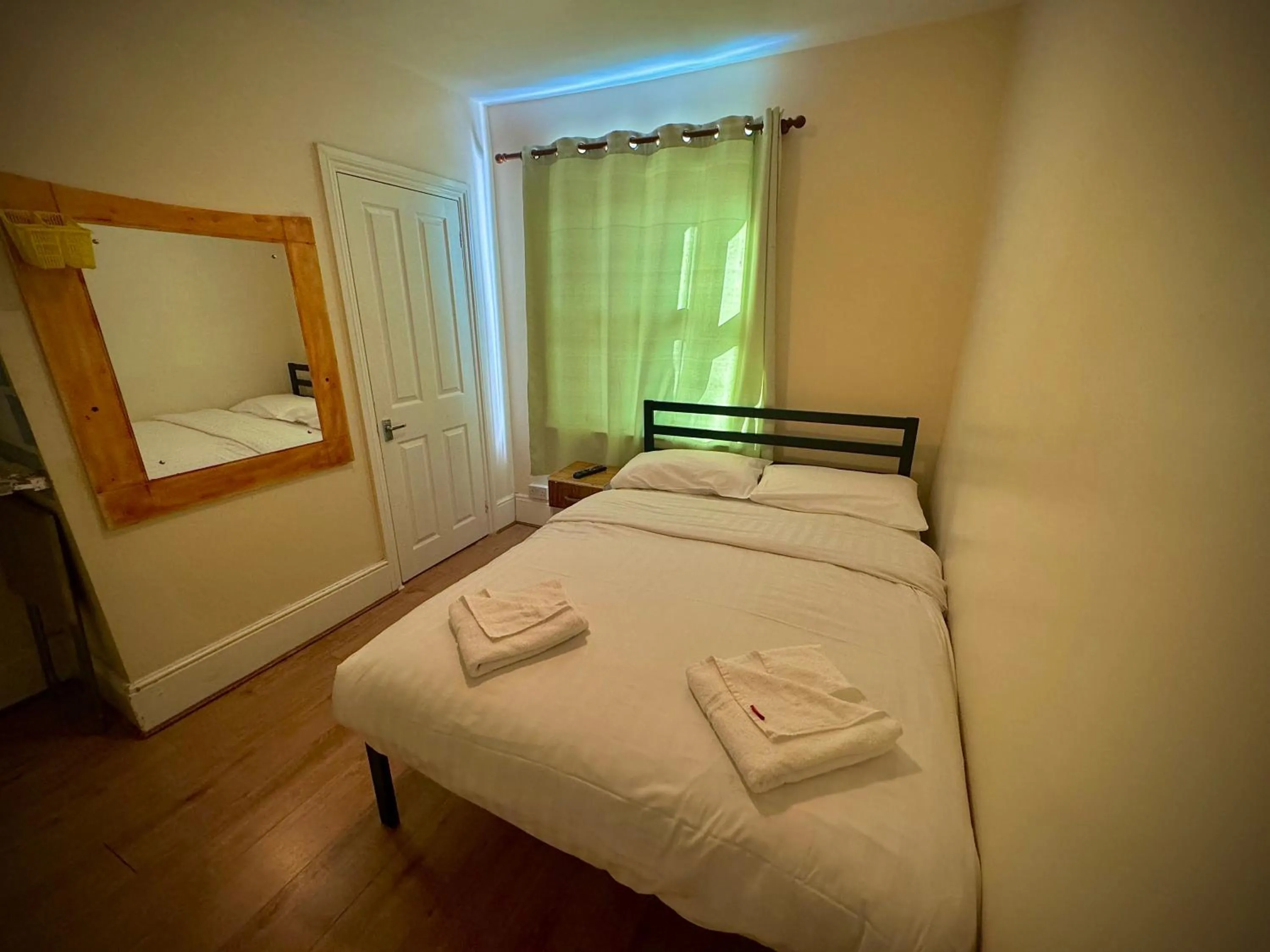 Photo of the whole room, Bed in Anwar House