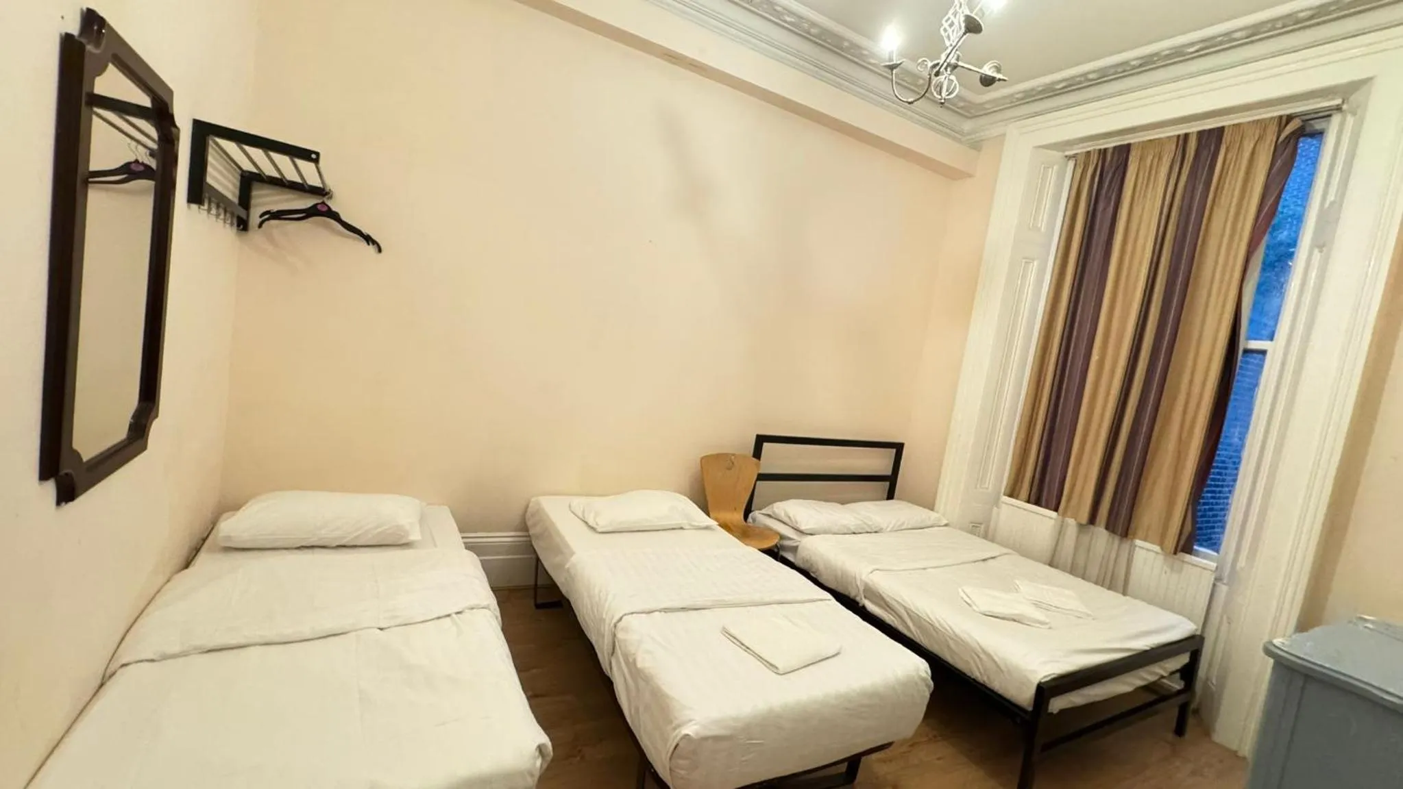 Photo of the whole room, Bed in Anwar House