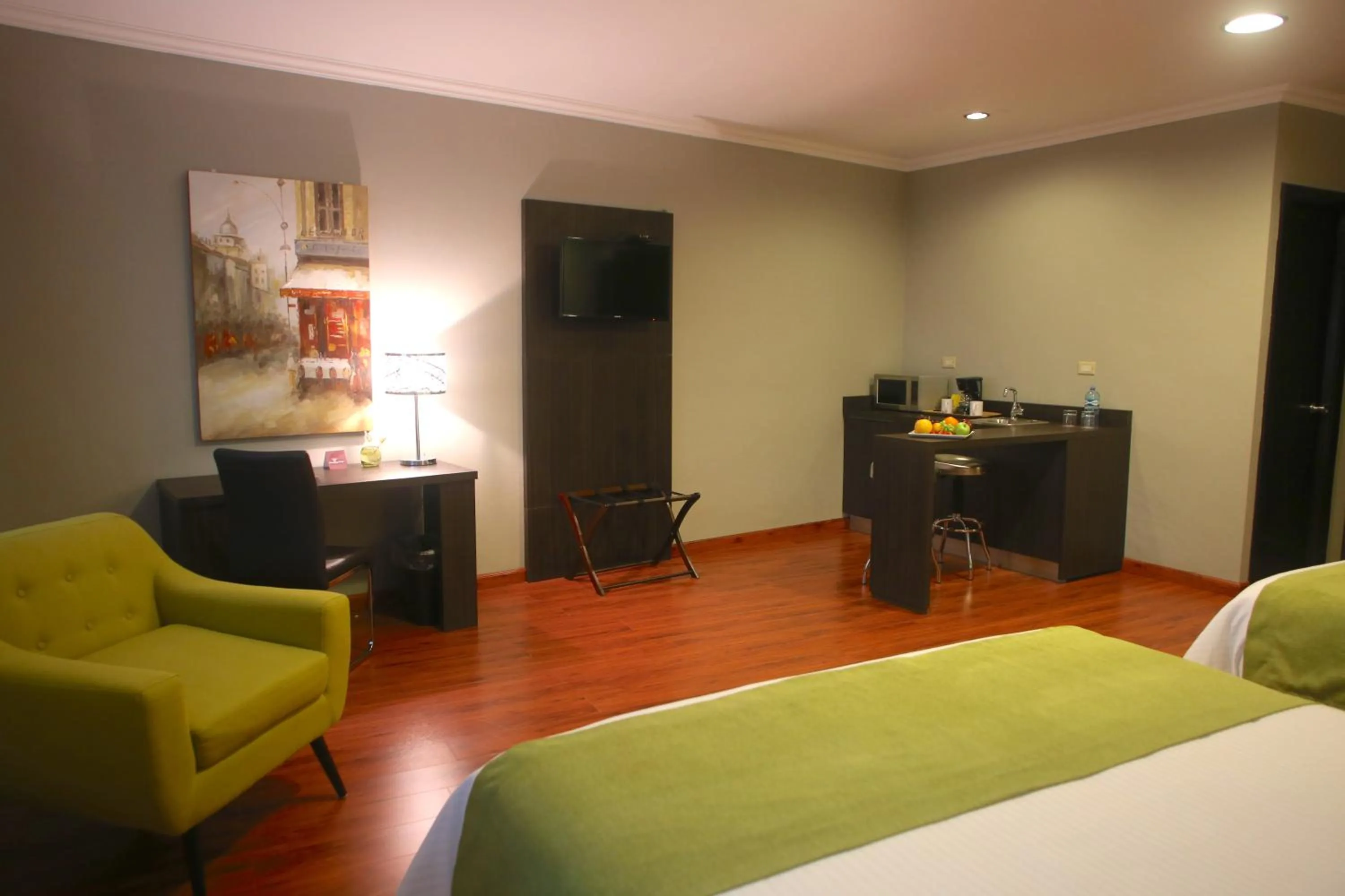 Bed in Aranjuez Hotel & Suites