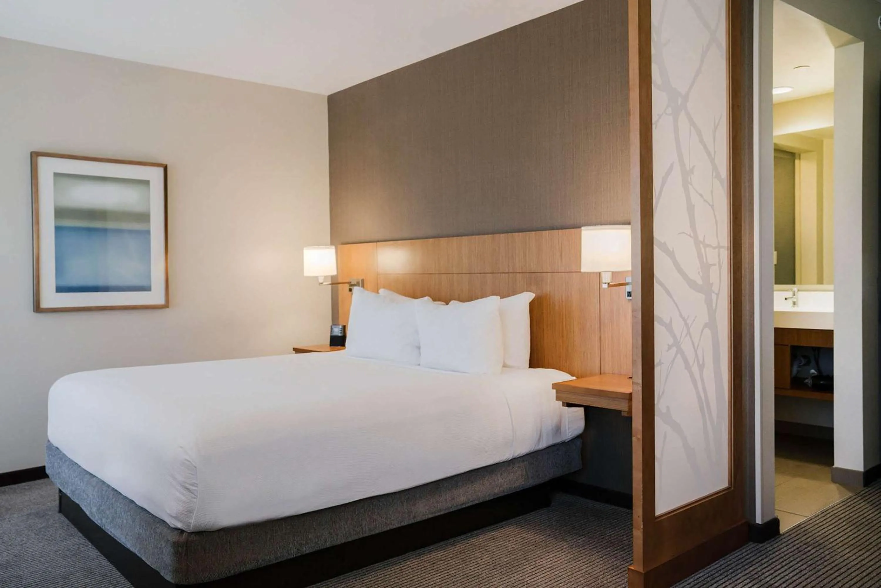 Bedroom, Bed in Hyatt Place Buffalo / Amherst, NY