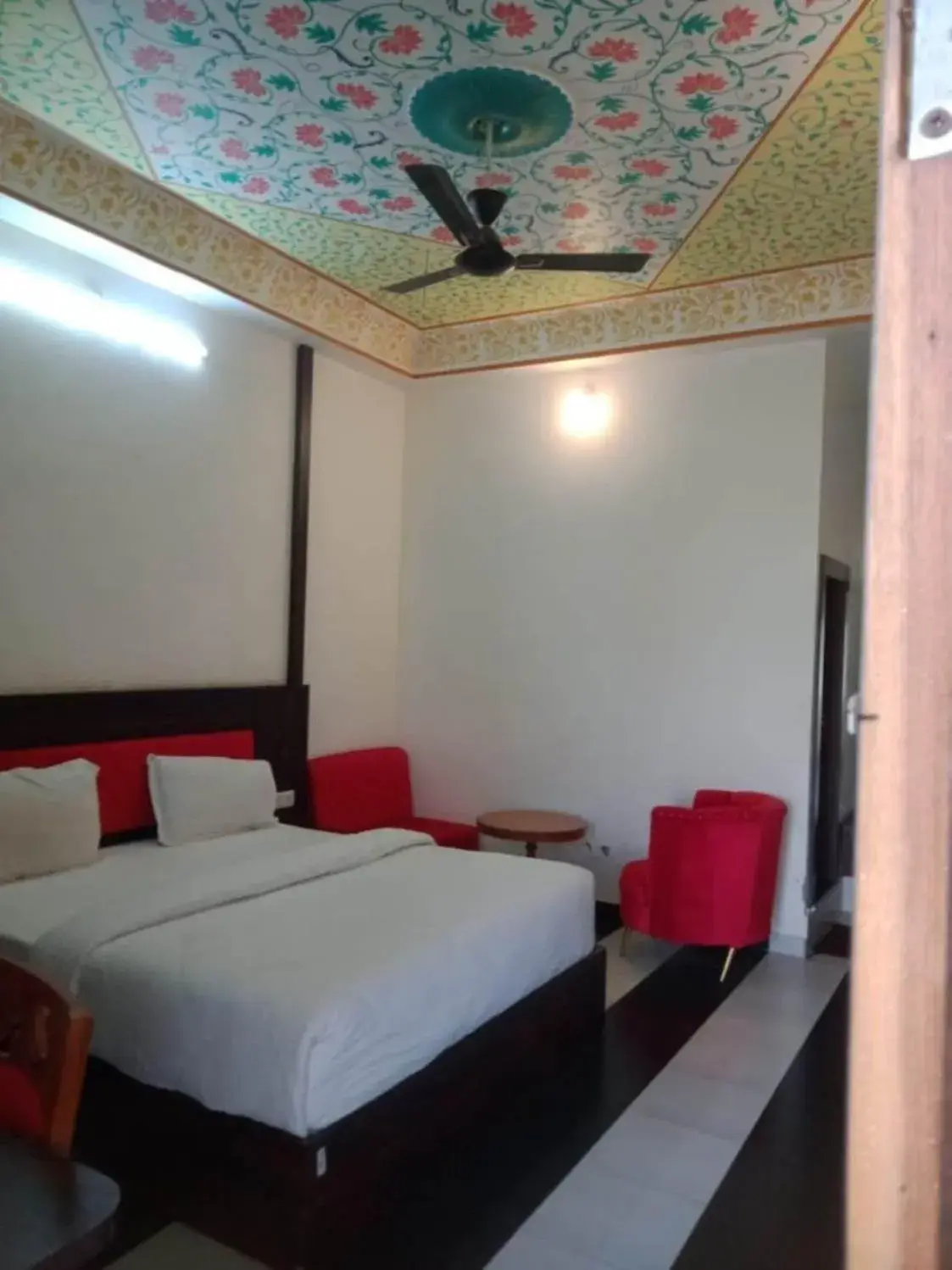 Double Room - single occupancy in DHANWA RESORT, A UNIT OF SATKAR HOTEL AND RESORTs Double Room - single occupancy in DHANWA RESORT, A UNIT OF SATKAR HOTEL AND RESORTs