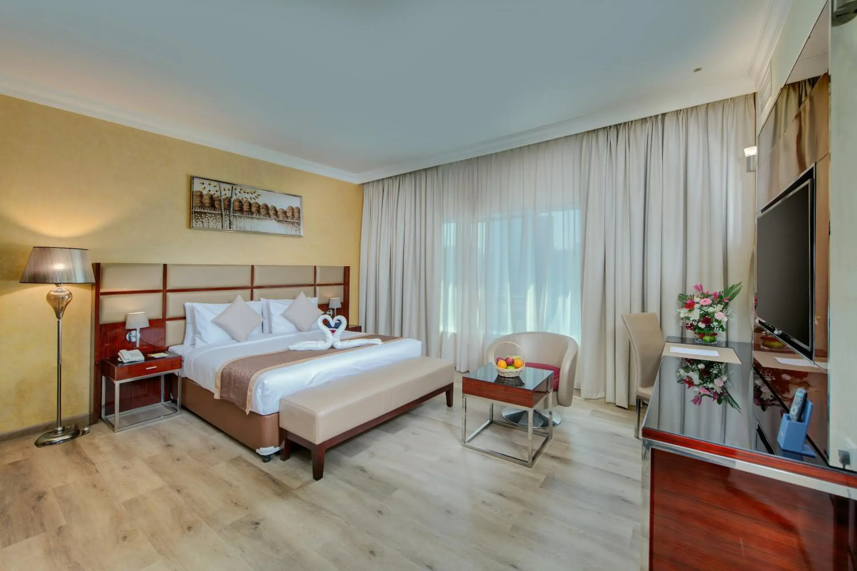 Deluxe King Room in City Stay Hotel Expo Centre Deluxe King Room in City Stay Hotel Expo Centre