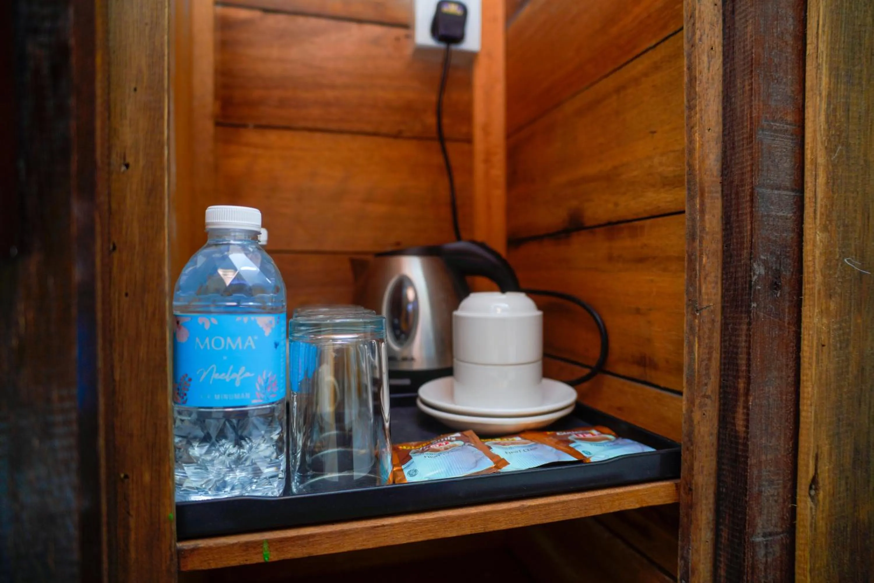 Coffee/tea facilities in Redstone Boutique Hotel Kuala Lumpur