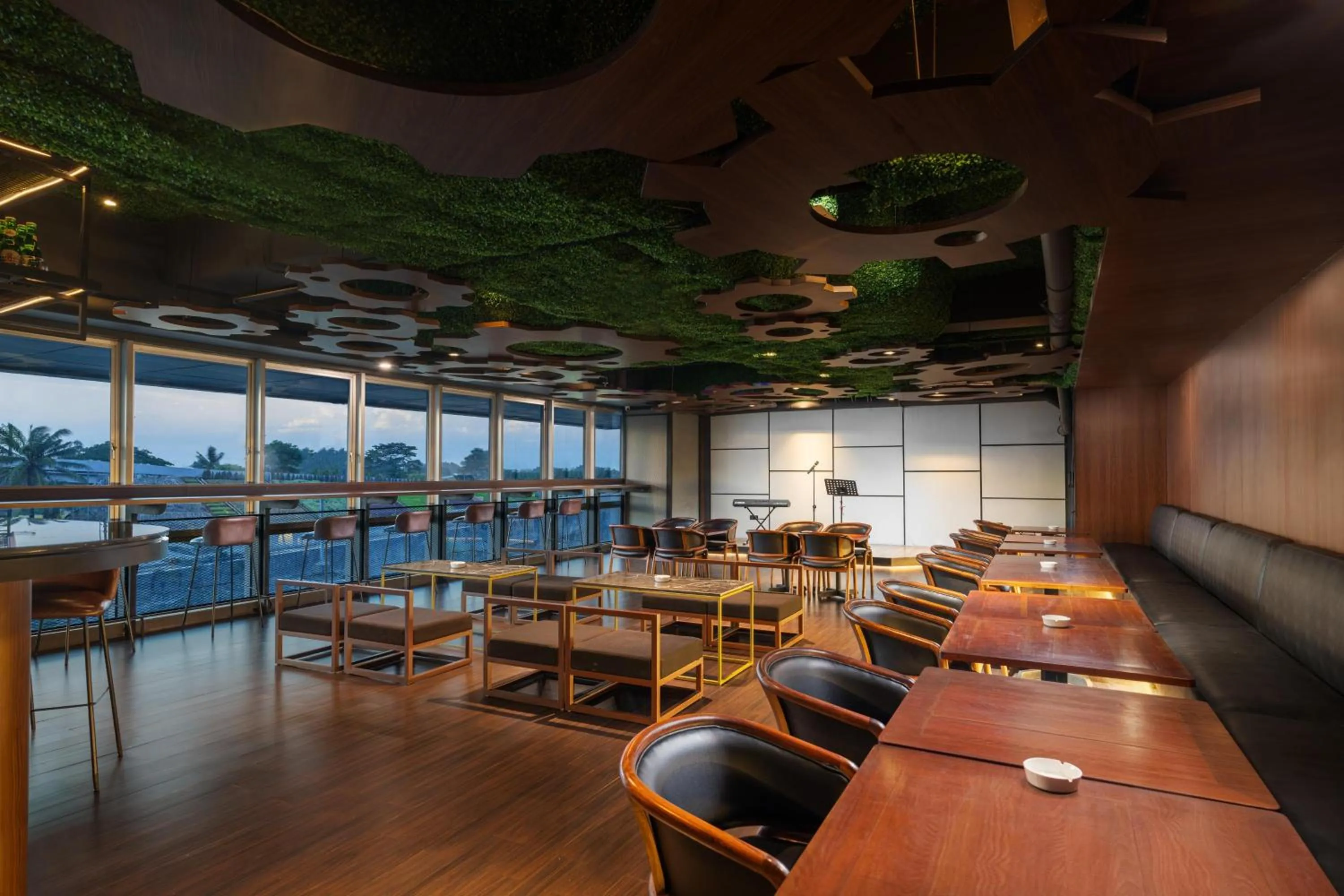 Restaurant/places to eat in Hotel Neo Plus Airport Jakarta