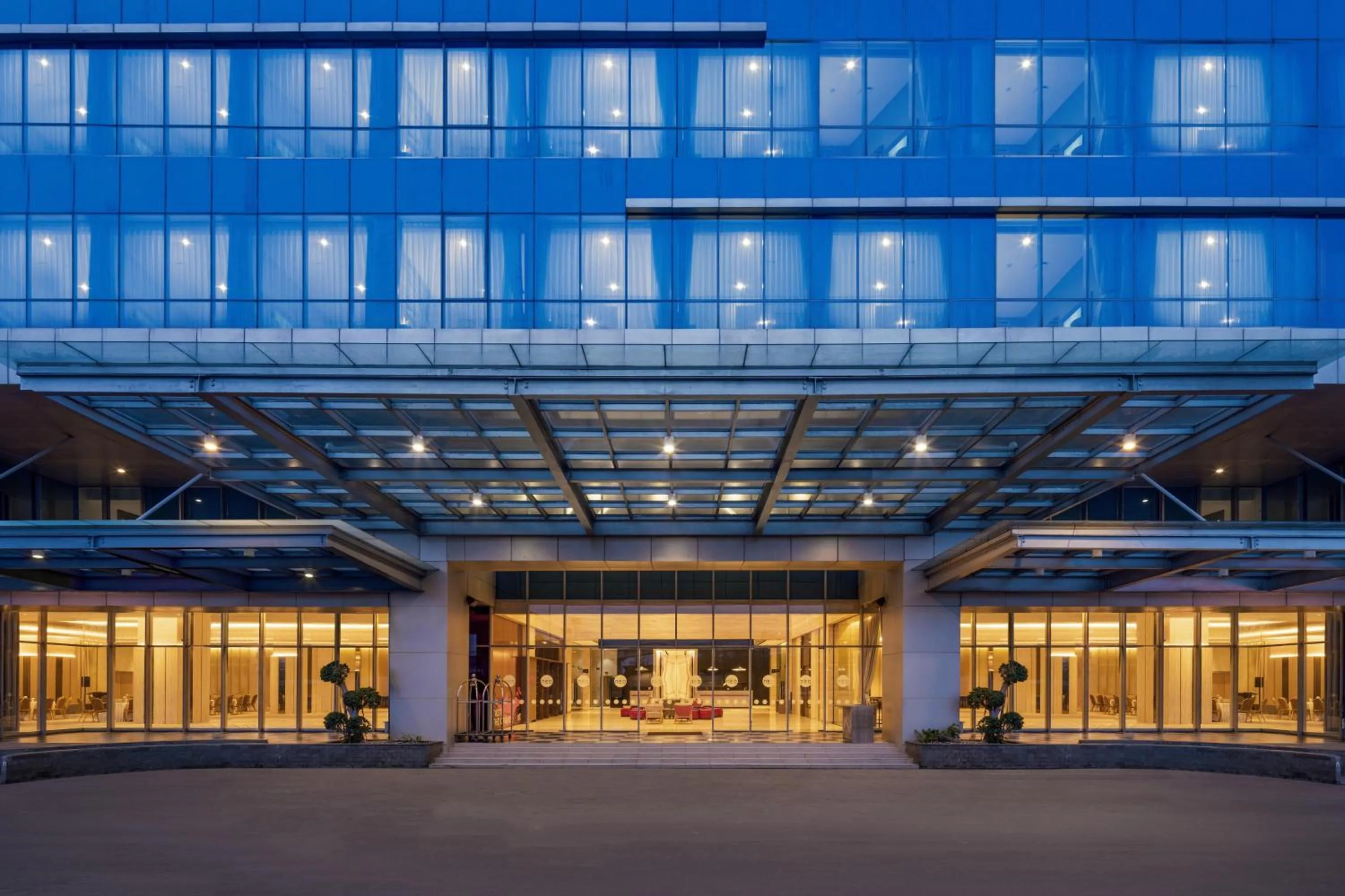 Property building in Hotel Neo Plus Airport Jakarta