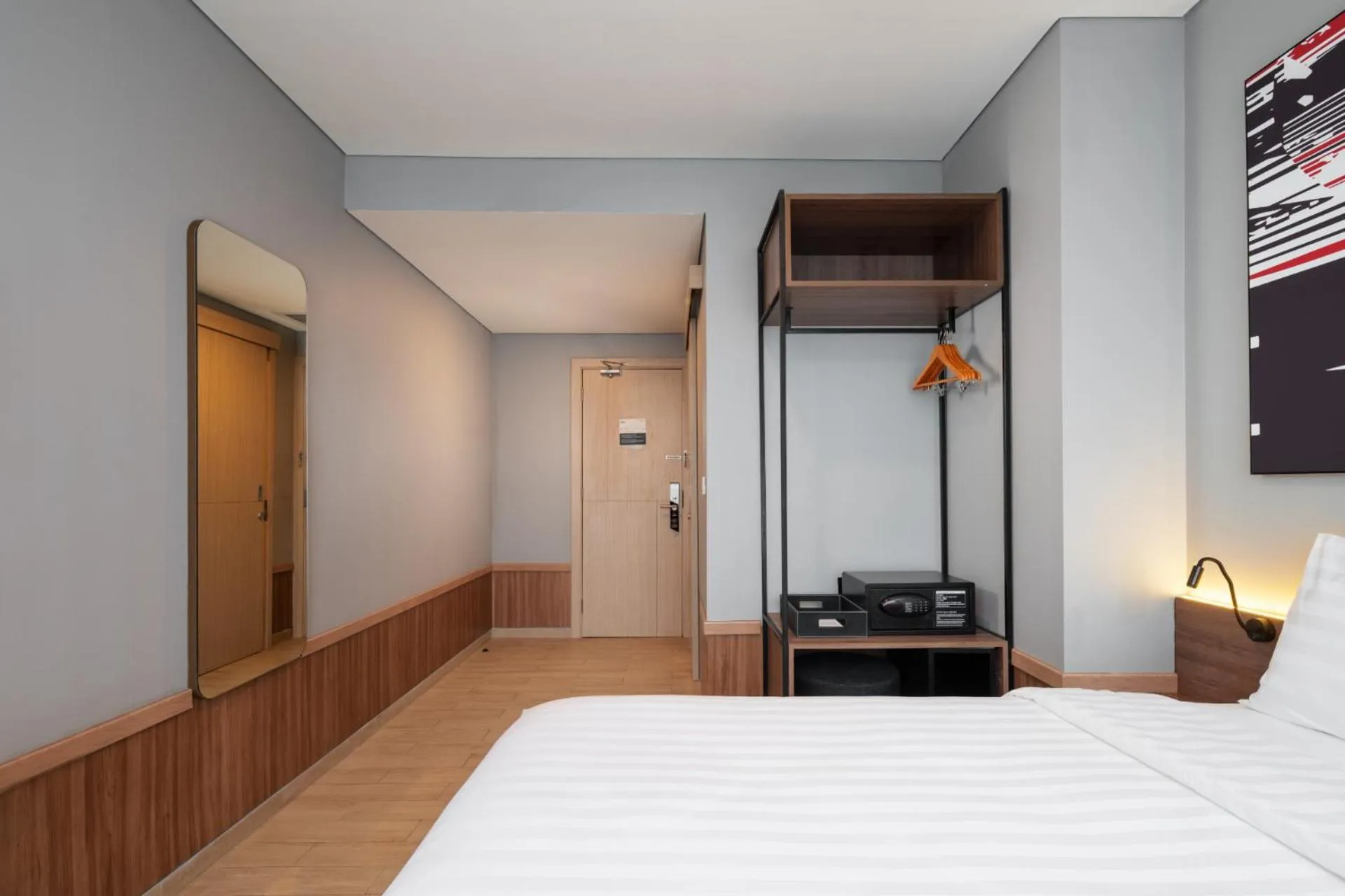 Bedroom, Bed in Hotel Neo Plus Airport Jakarta