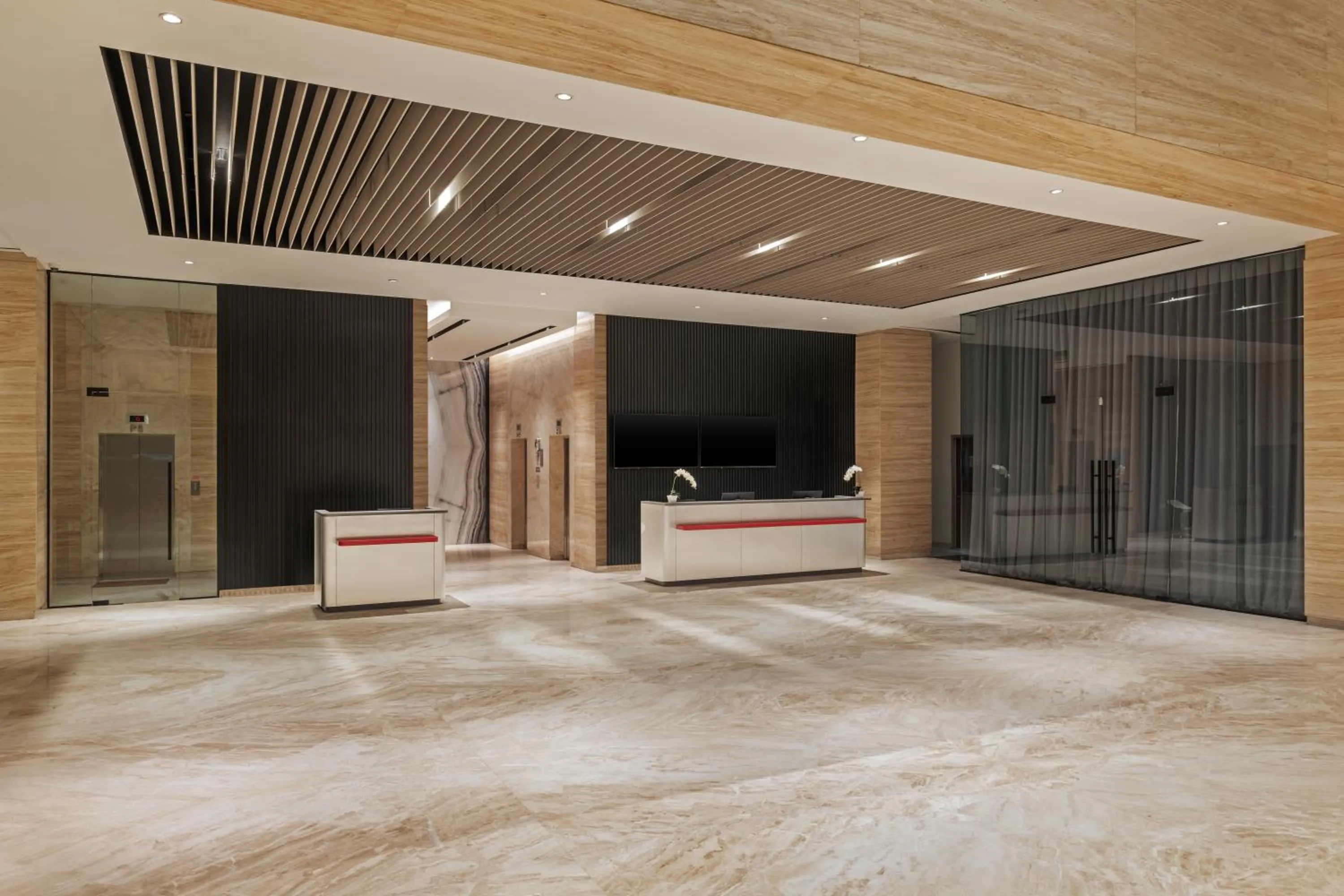 Lobby or reception in Hotel Neo Plus Airport Jakarta