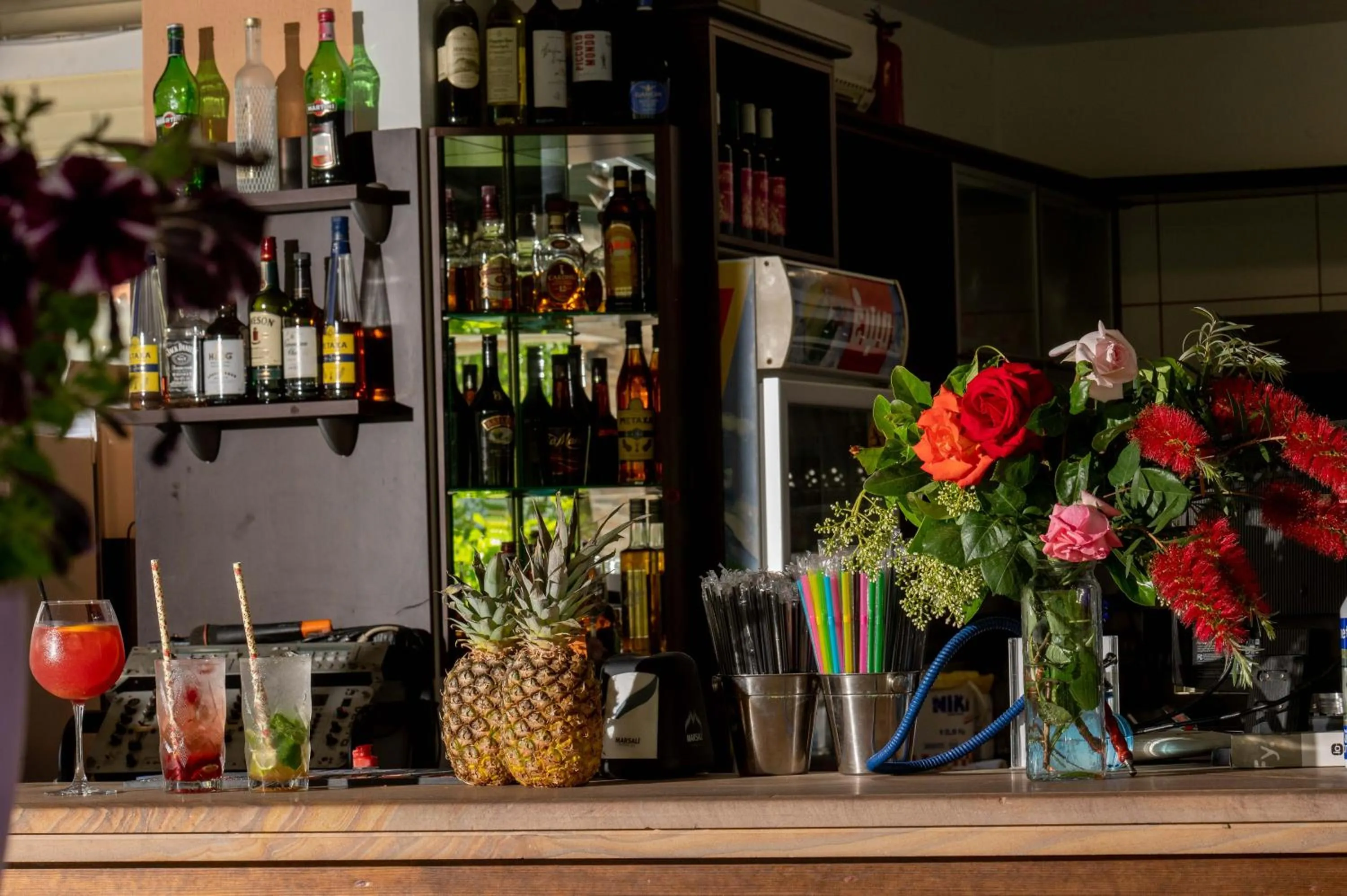 Restaurant/places to eat in Kalloni village apartments