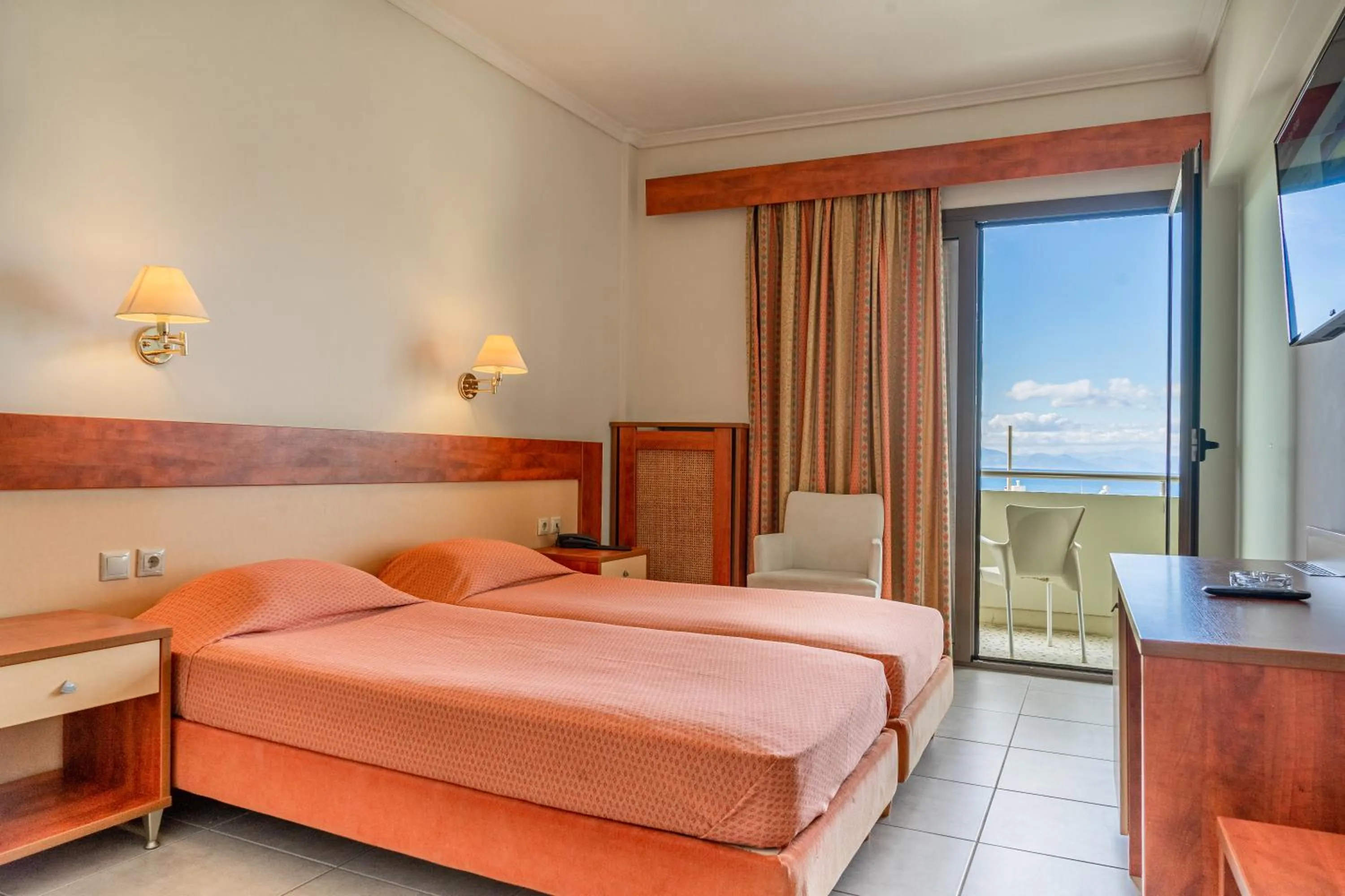 Sea view, Bed in Marmari Bay Hotel