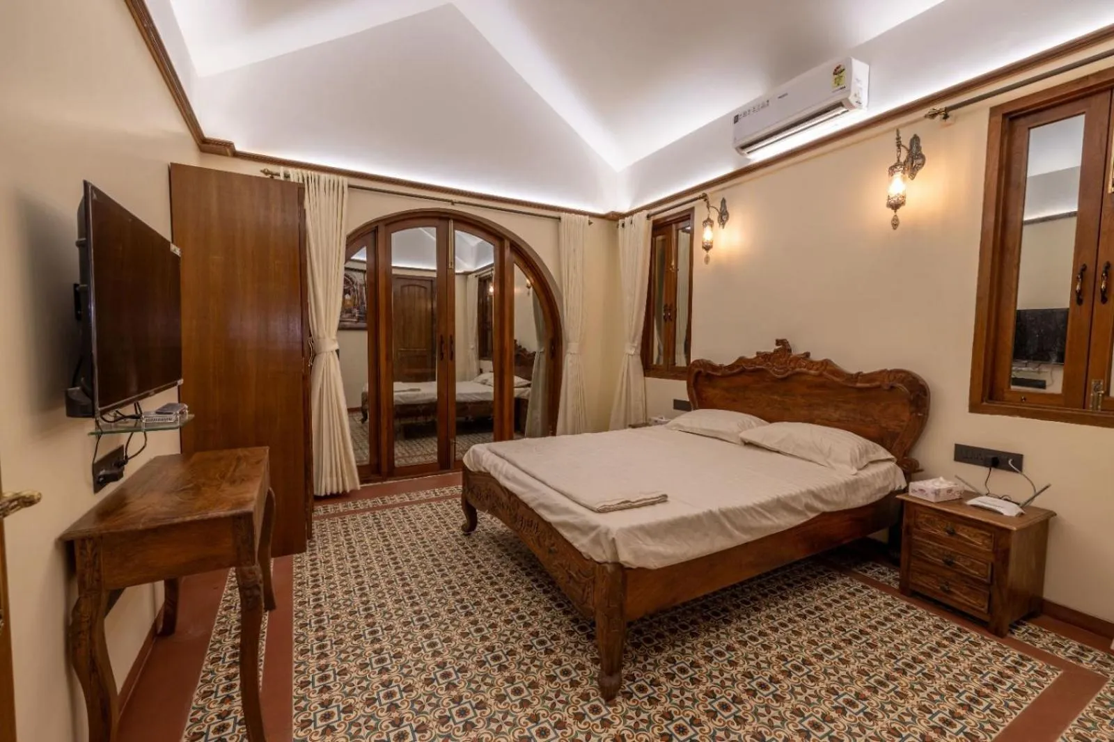 Bedroom, Bed in Ishaan Holiday Home