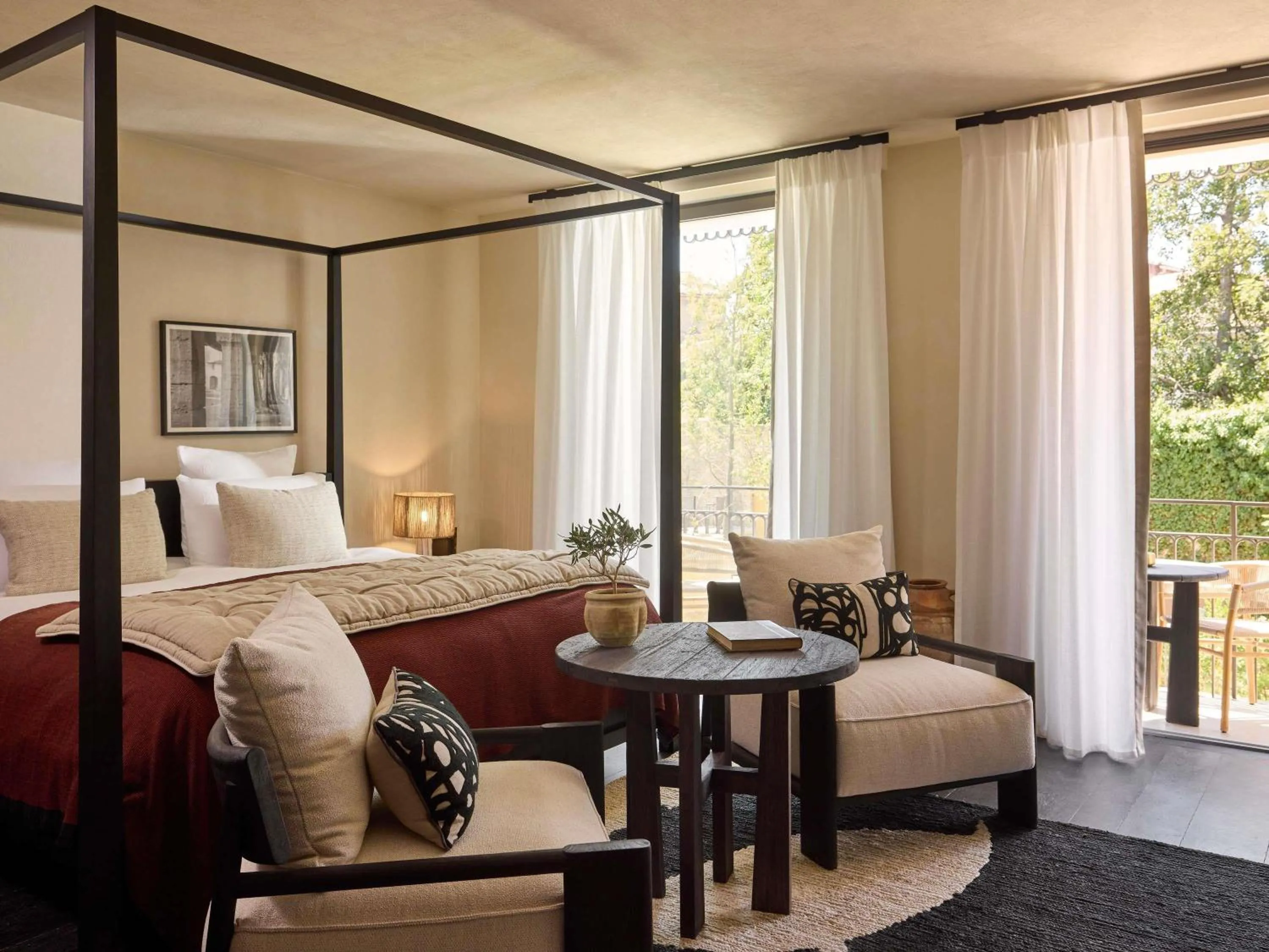 Photo of the whole room, Bed in L'Isle de Leos Hotel & Spa - MGallery Collection