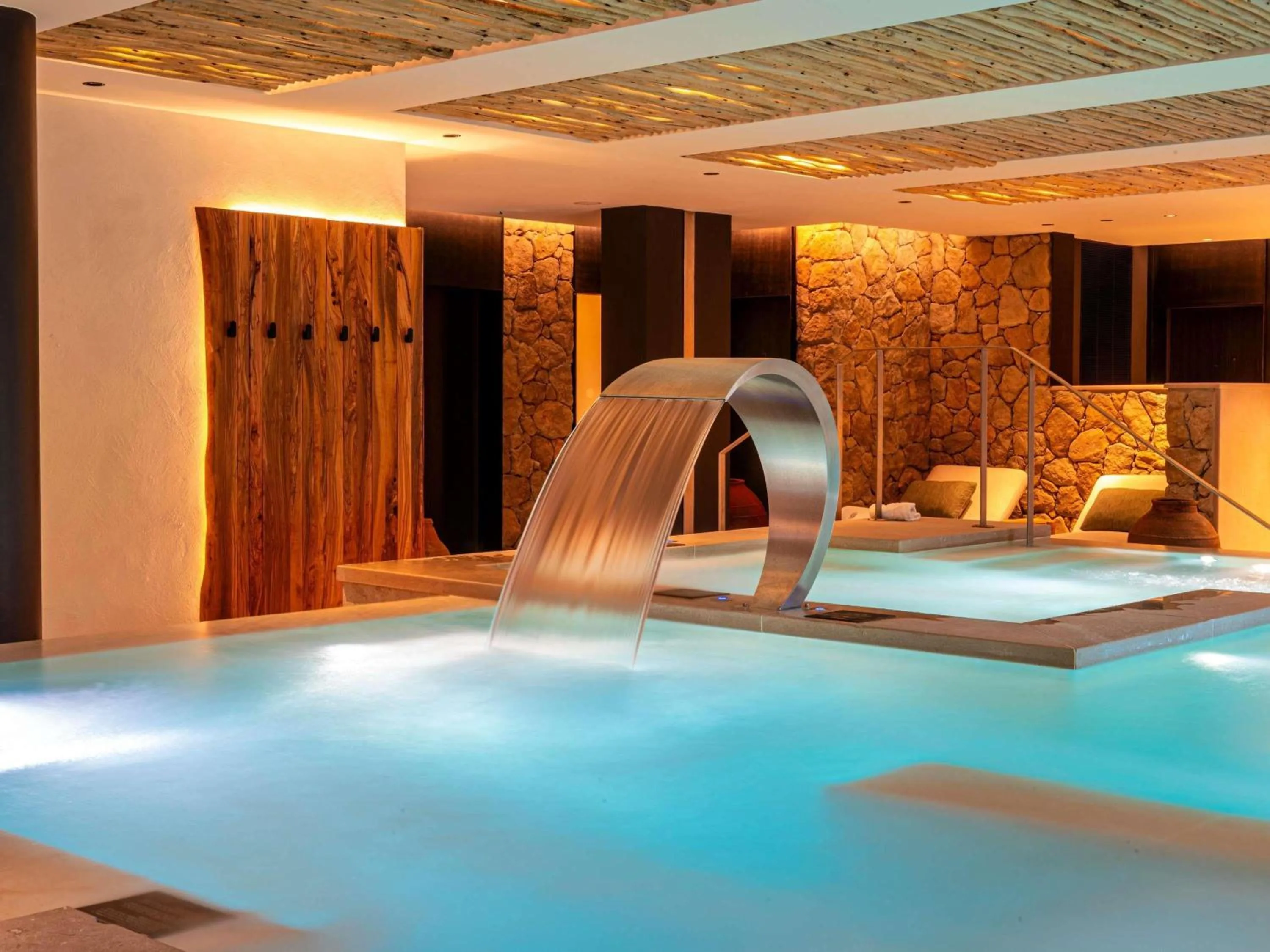Spa and wellness centre/facilities in L'Isle de Leos Hotel & Spa - MGallery Collection