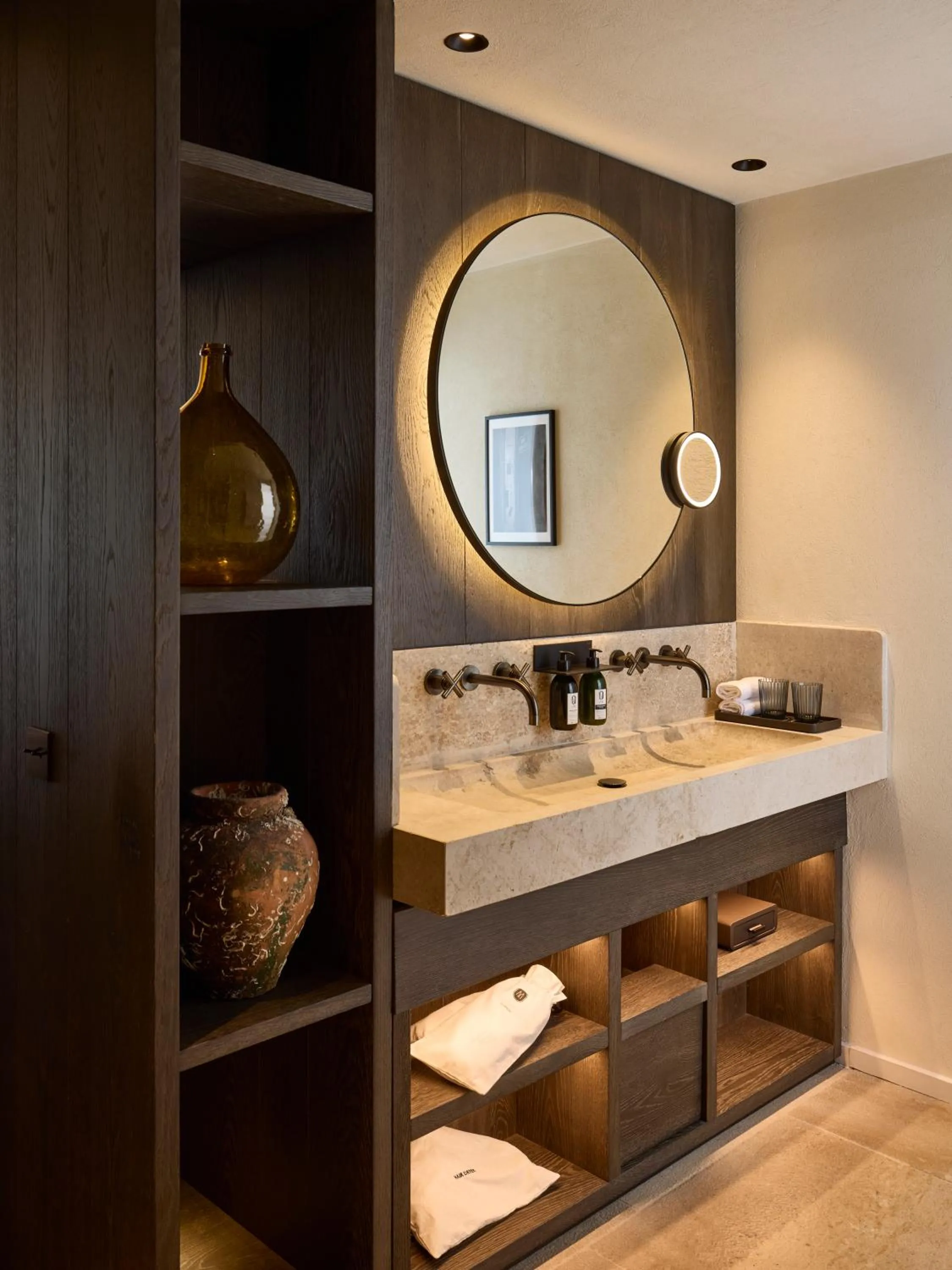 Bathroom in L'Isle de Leos Hotel & Spa - MGallery Collection