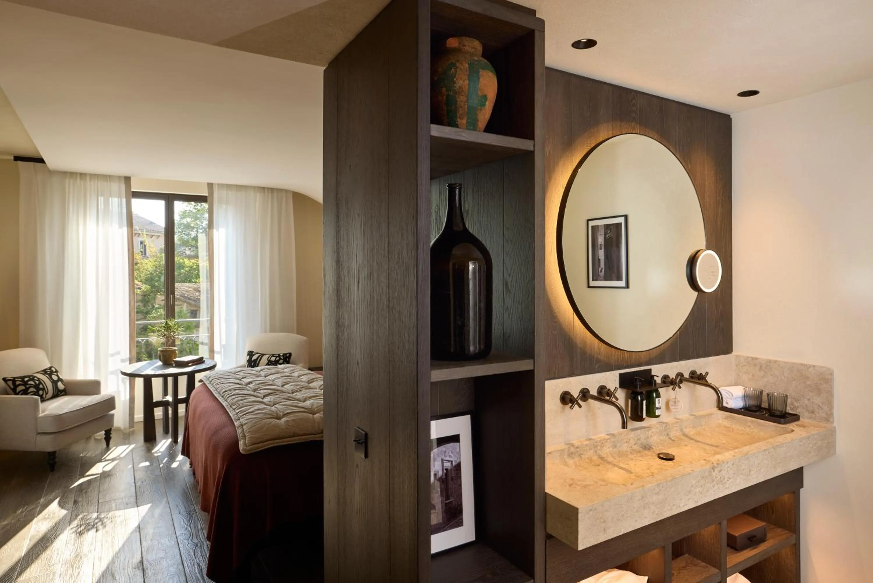 Bed in L'Isle de Leos Hotel & Spa - MGallery Collection