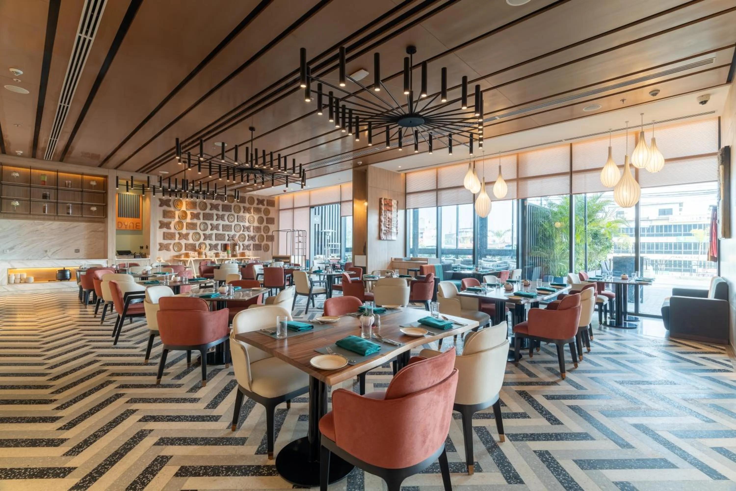 Restaurant/places to eat in Mercure Kathmandu Sukedhara Heights