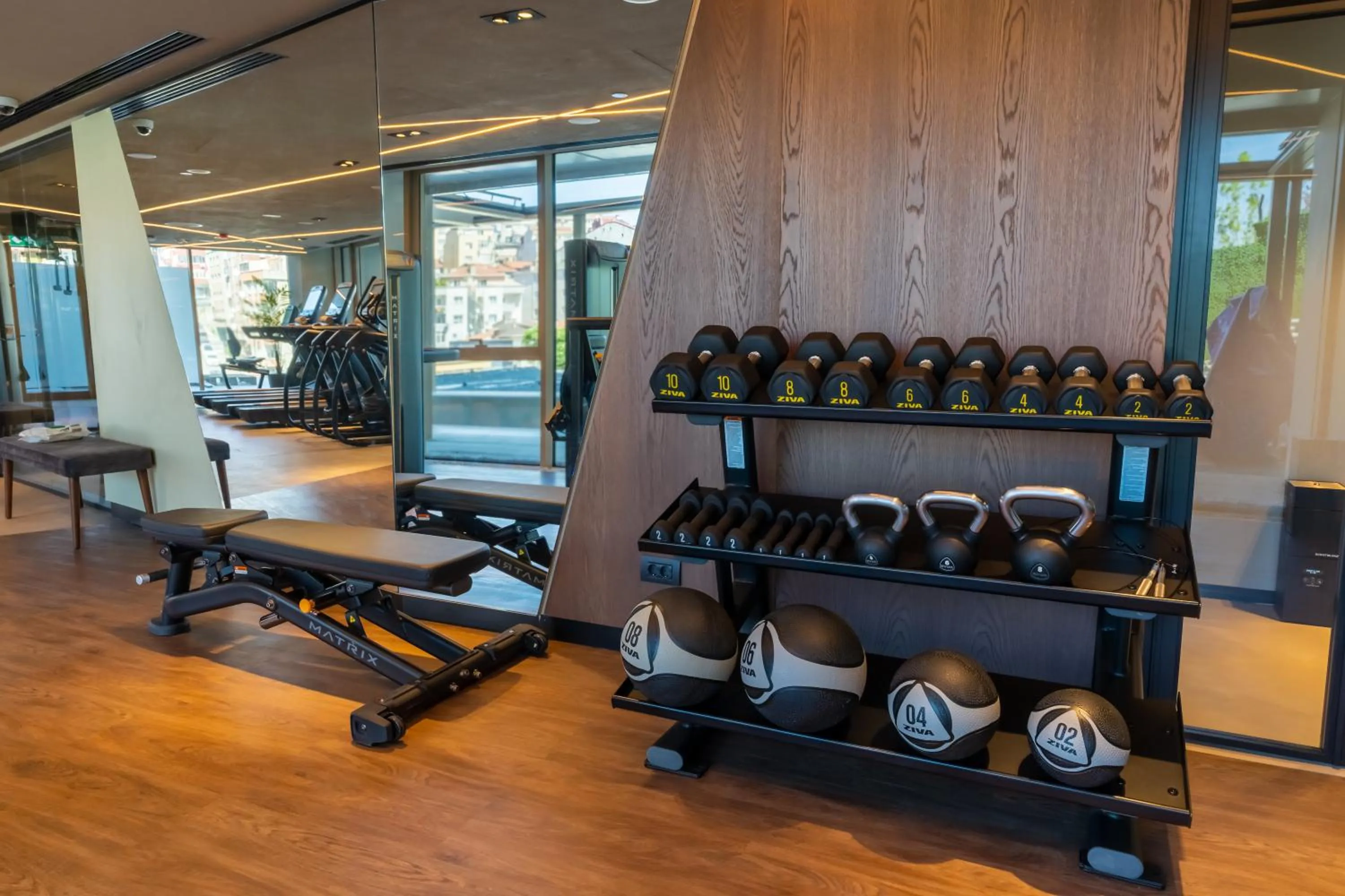 Fitness centre/facilities in Novotel Istanbul Bomonti