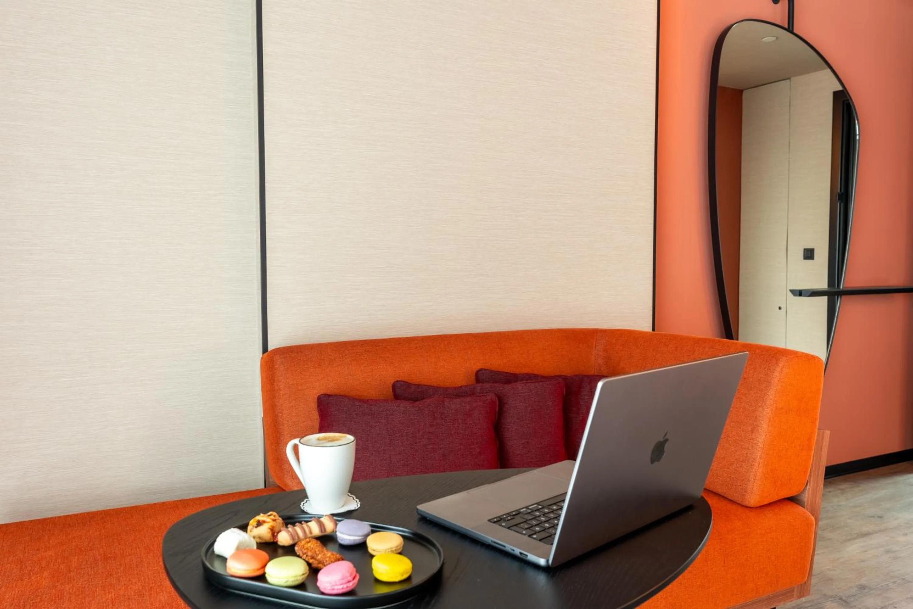 Food and drinks in Novotel Istanbul Bomonti