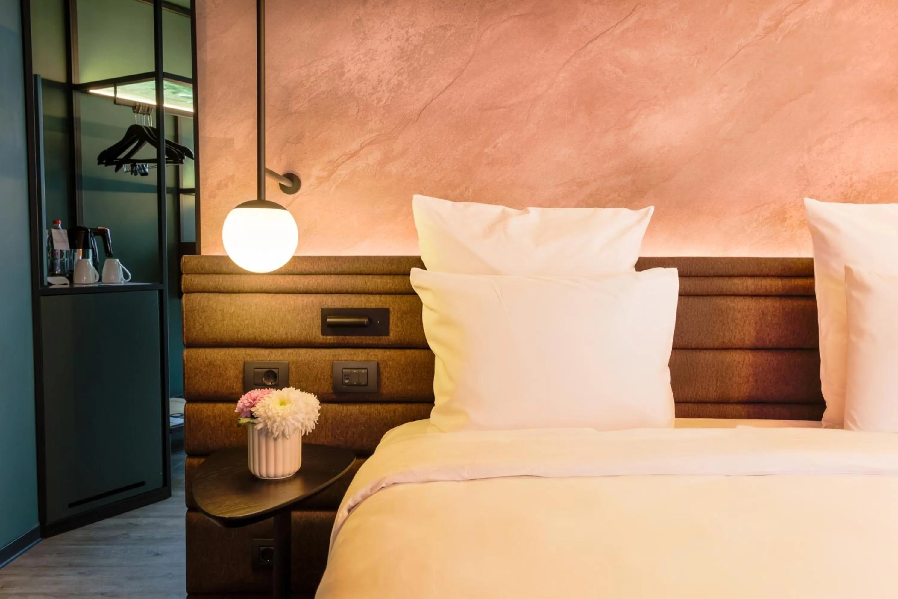 Bed in Novotel Istanbul Bomonti