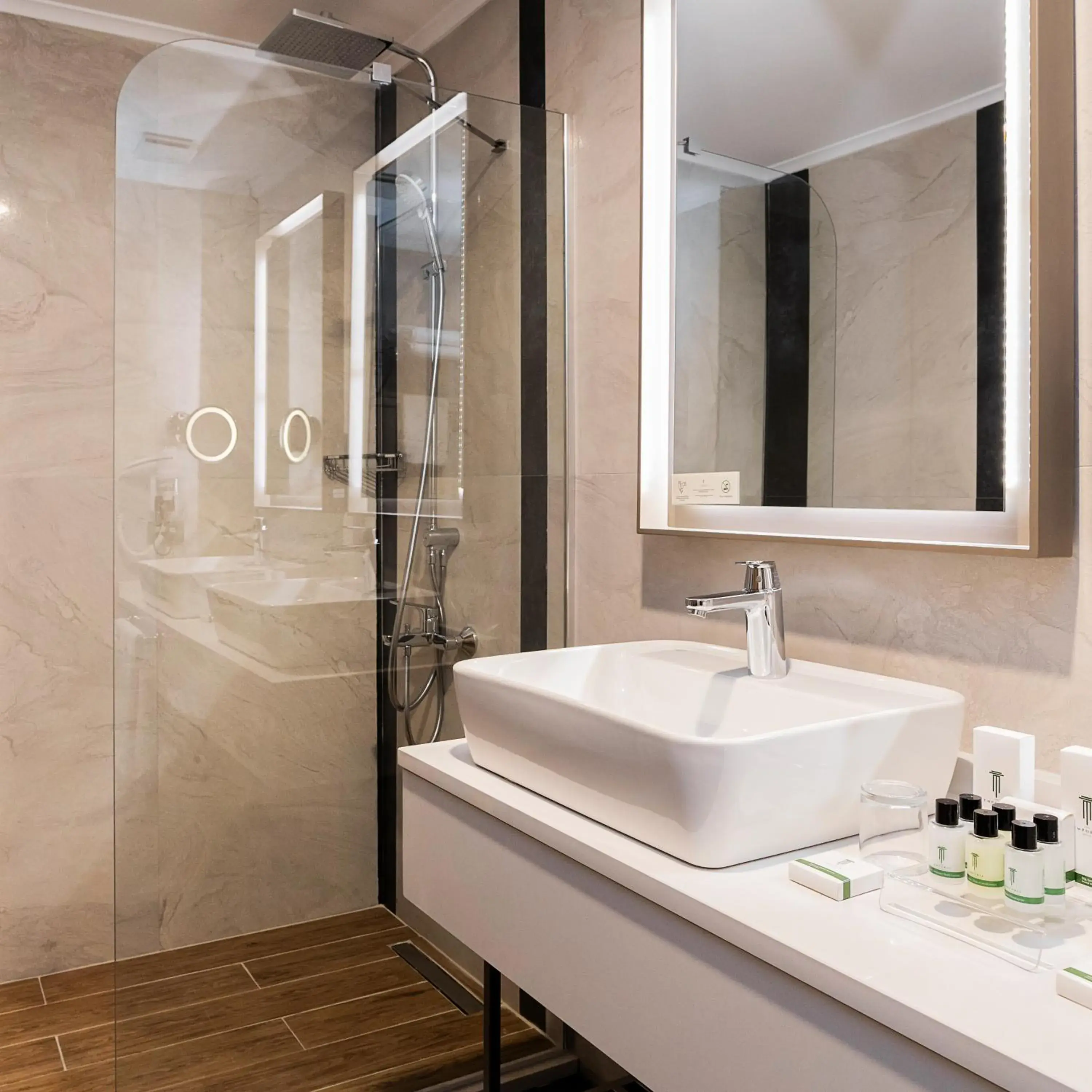 Suite in The Emporia Hotel Suite in The Emporia Hotel