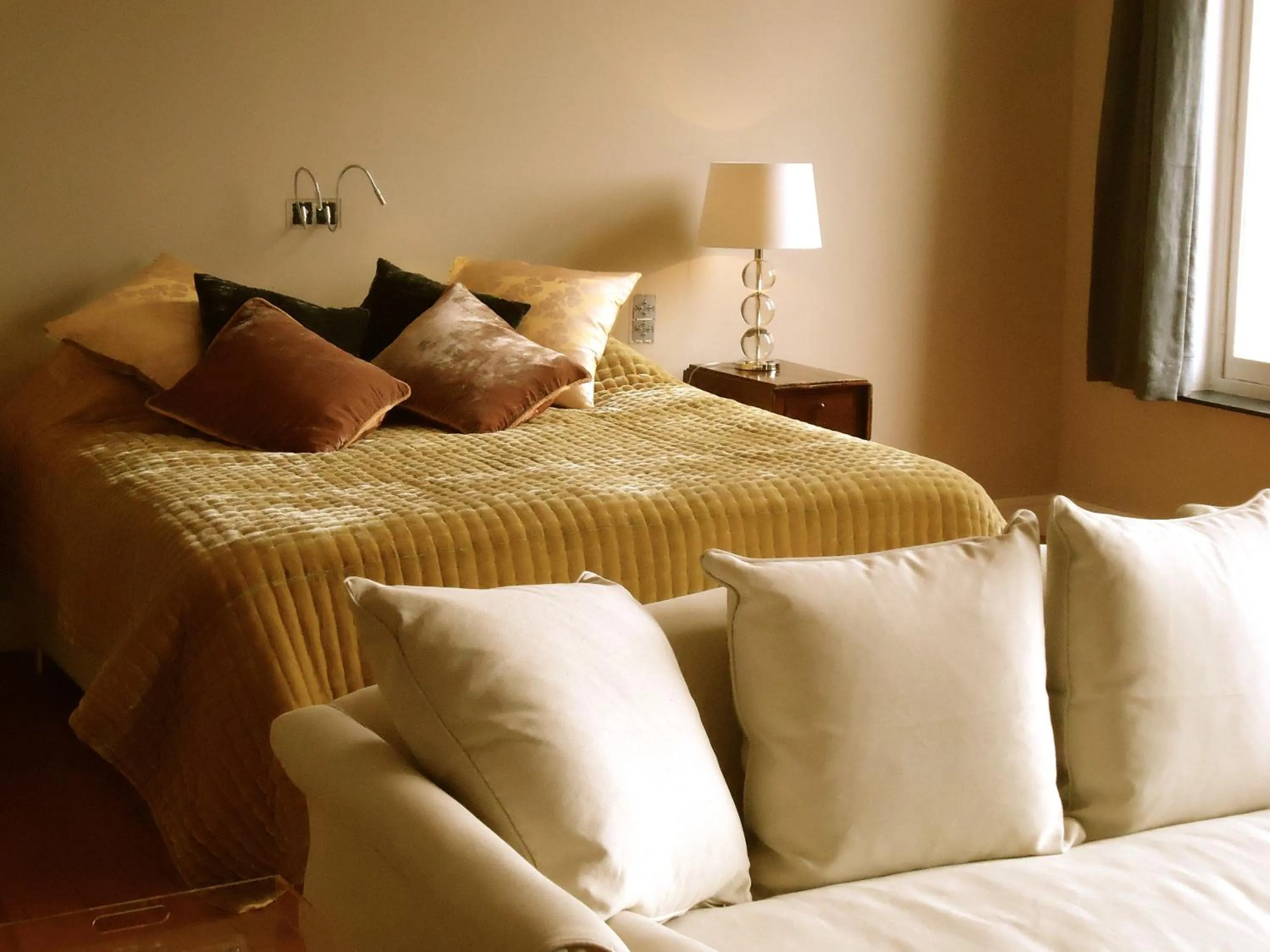 Photo of the whole room, Bed in Maison Flagey Brussels