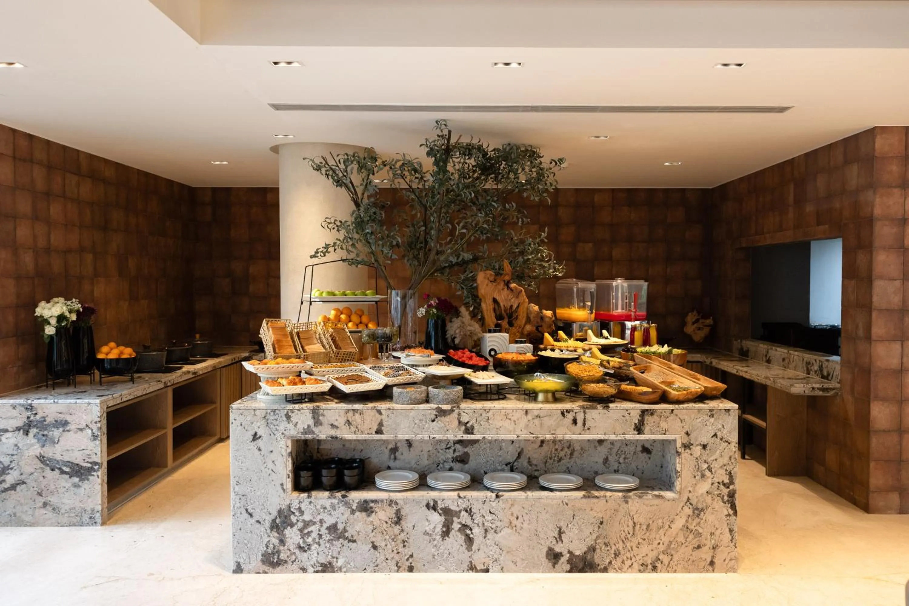 Breakfast in ZANA by the Ganges, Tapovan, Rishikesh