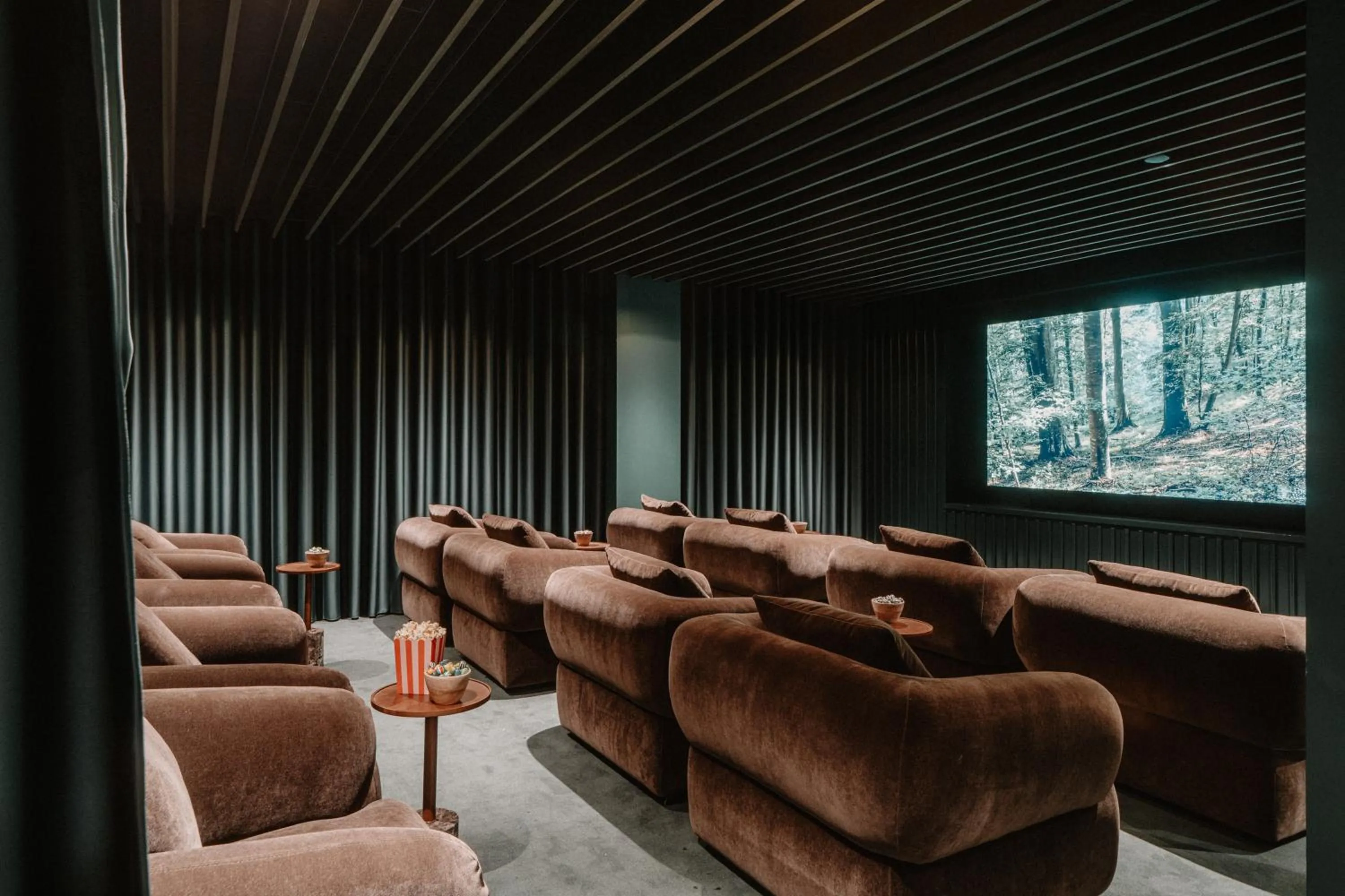 Communal lounge/ TV room in Mason & Fifth, Westbourne Park