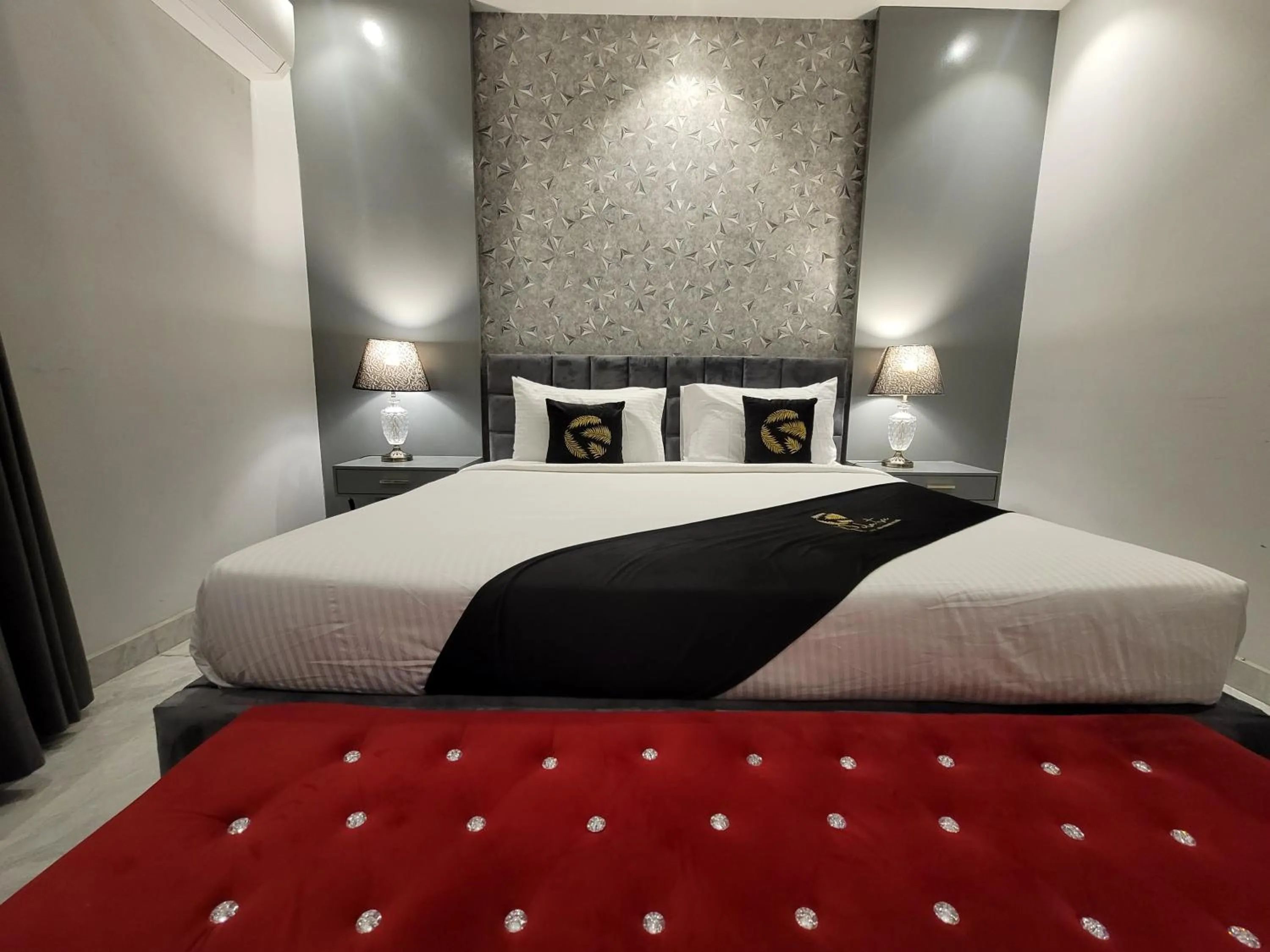 Bed in Palm tree suites