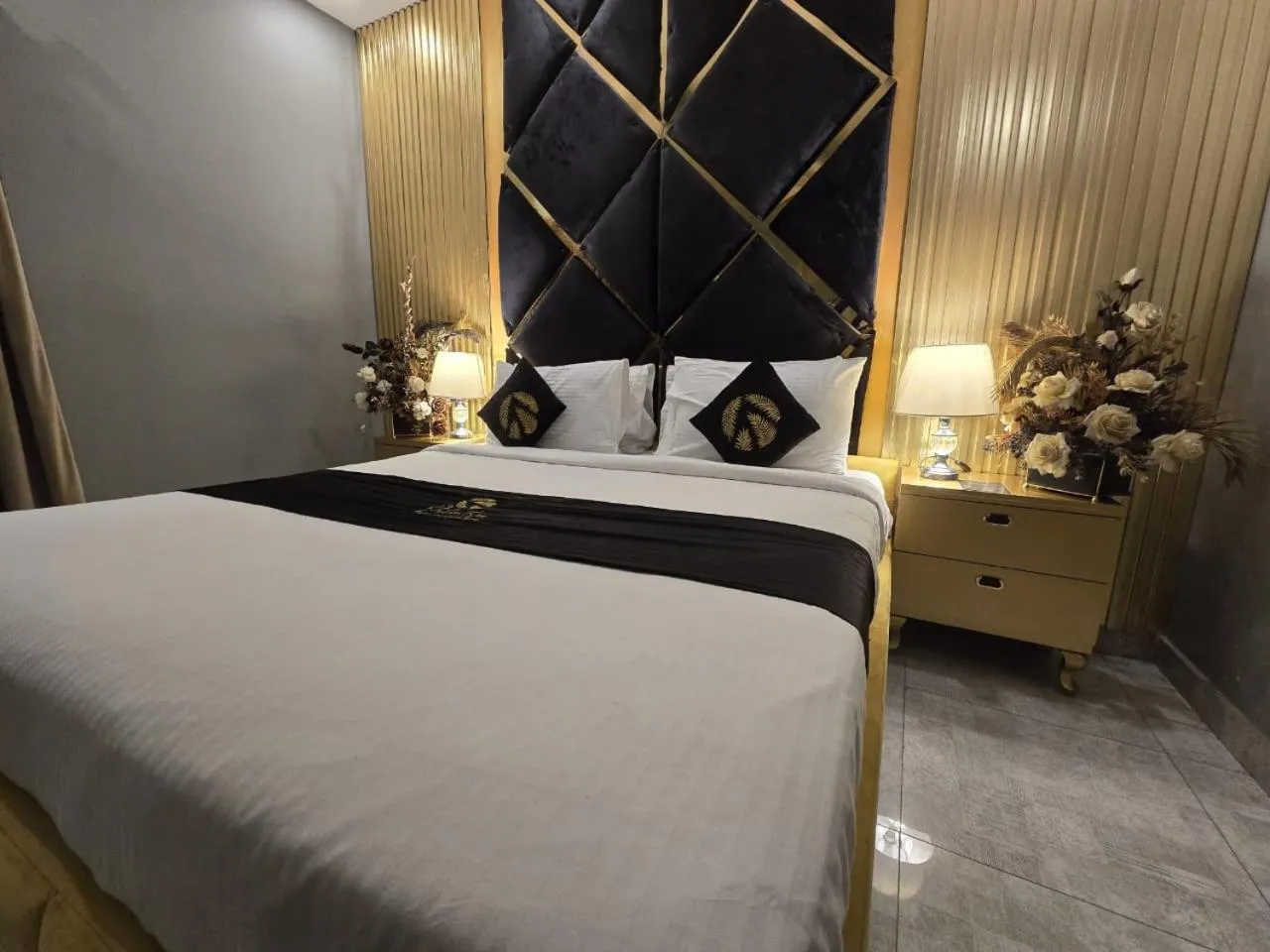 Bed in Palm tree suites