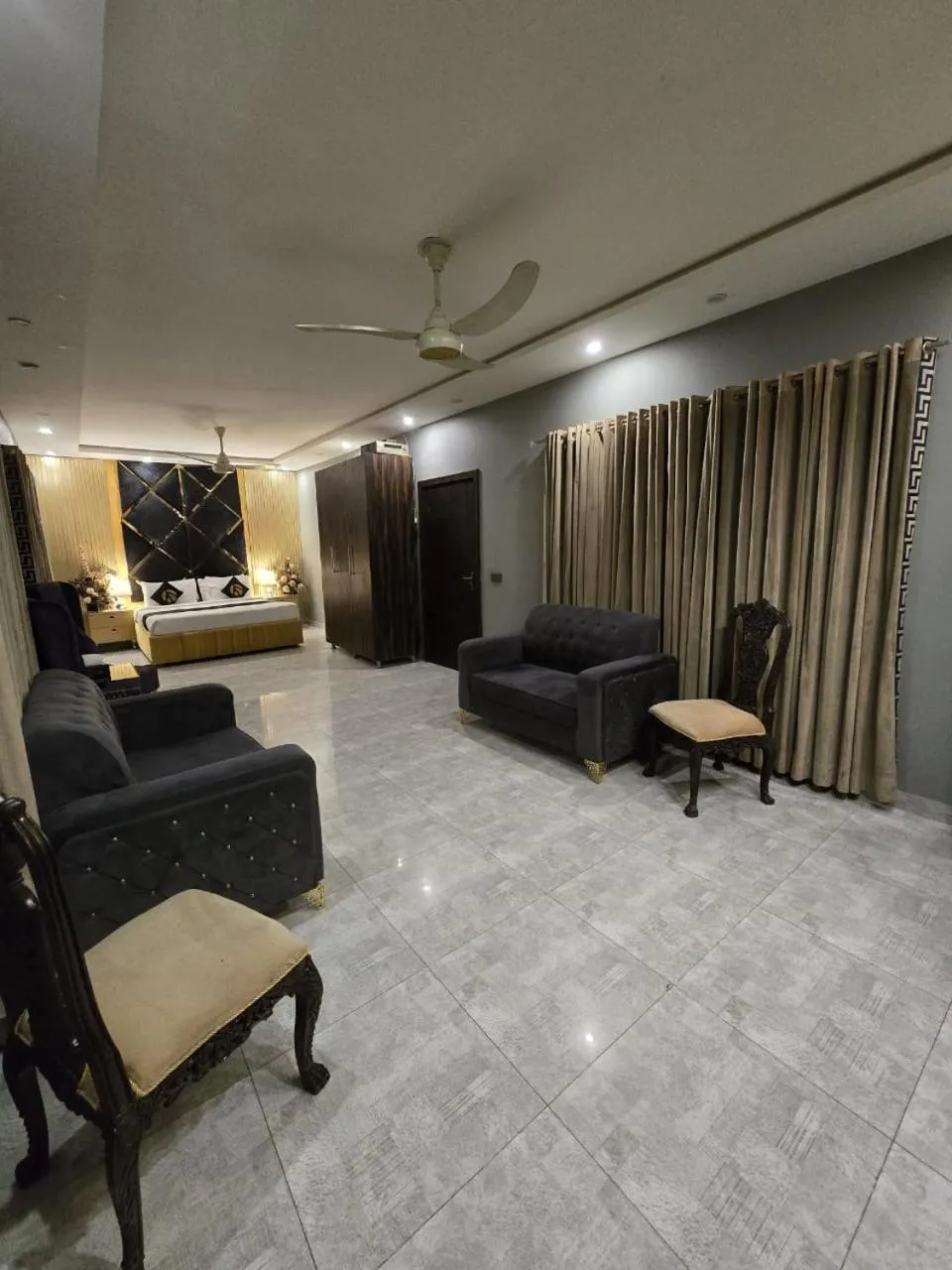 TV and multimedia in Palm tree suites