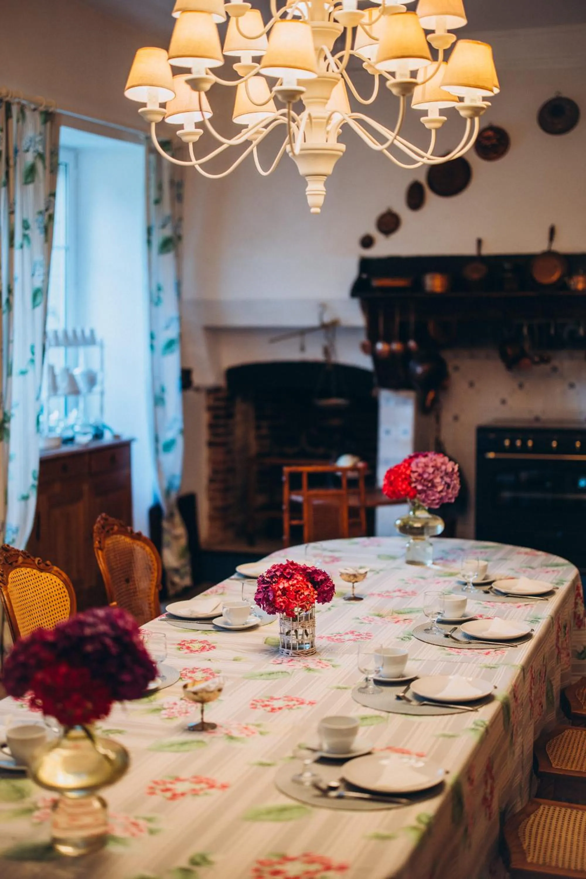 Breakfast in Château de KERVOAZEC - Chambres d'hôtes