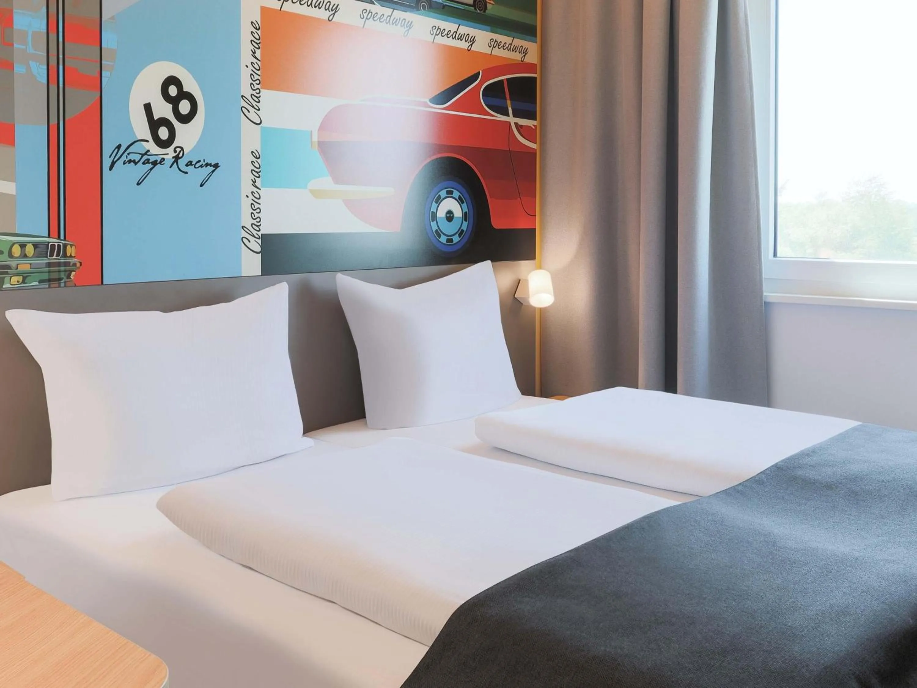 Photo of the whole room, Bed in B&B HOTEL Bruchsal-Karlsdorf