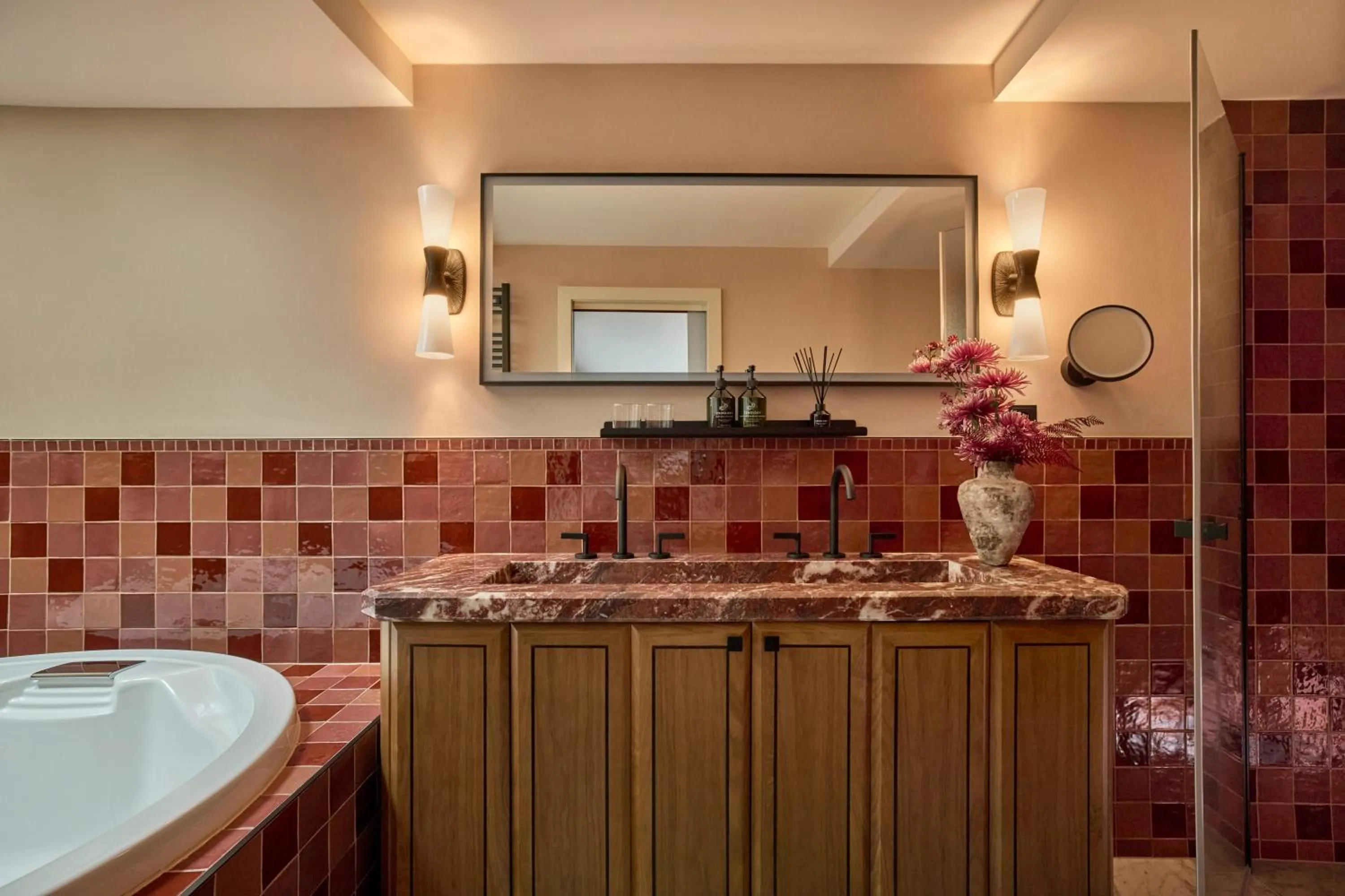 Bathroom in Sir Prague, part of Sircle Collection