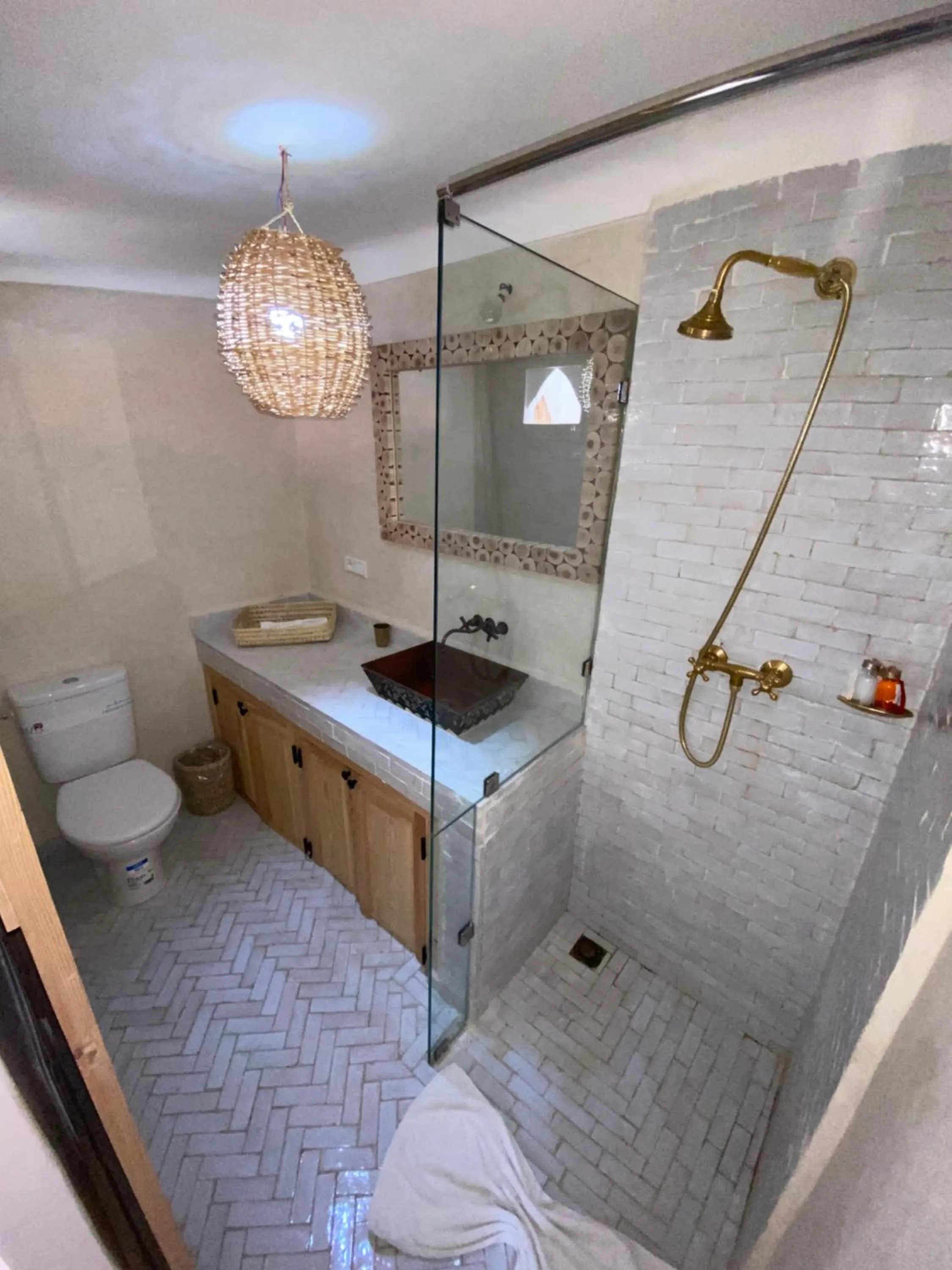 Shower in Riad Dar Khalti Privatisation