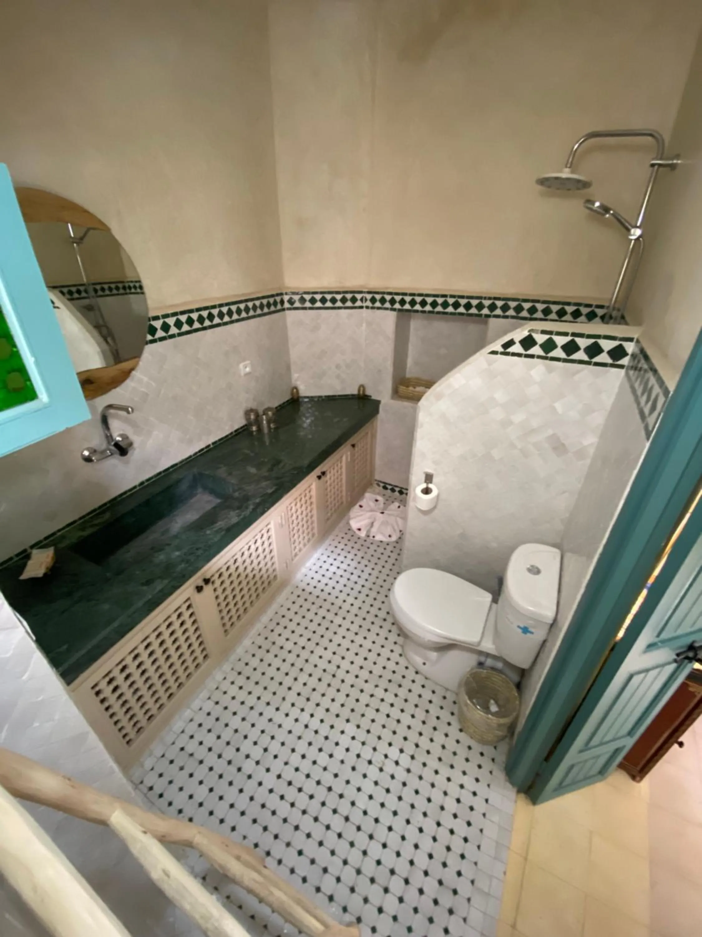 Shower in Riad Dar Khalti Privatisation