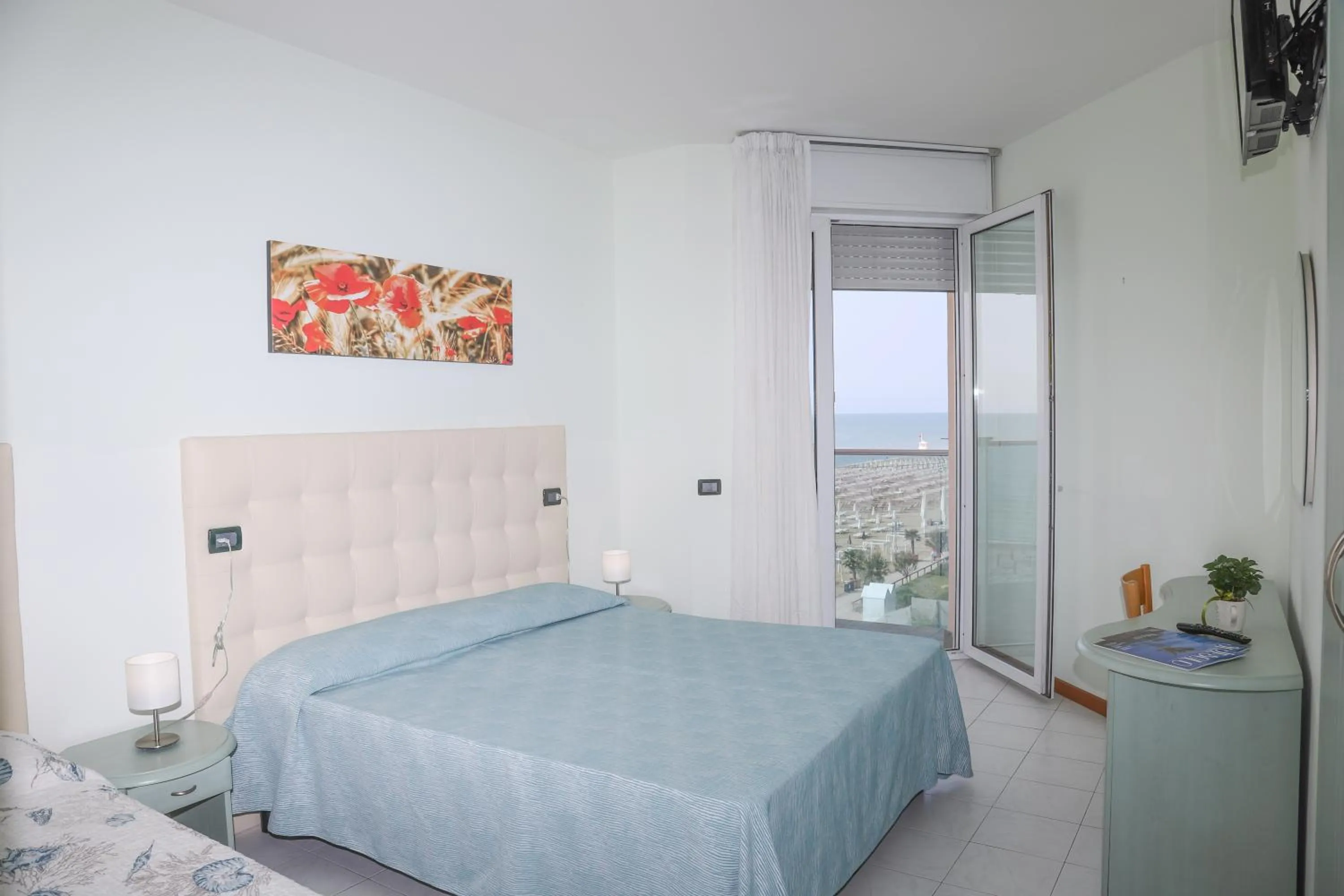 Bed in Hotel La Bussola