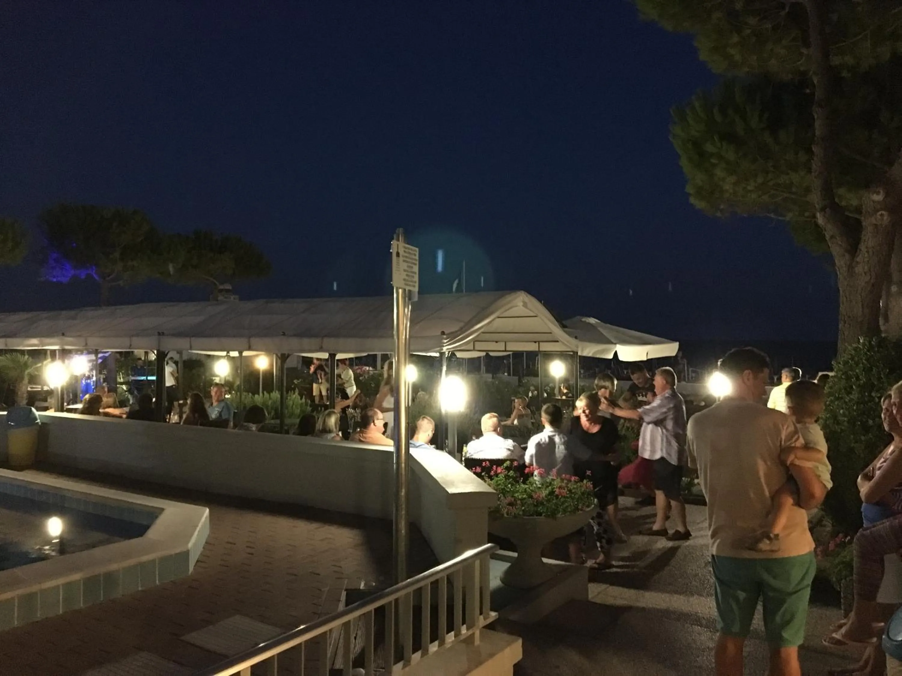 Evening entertainment in Hotel La Bussola