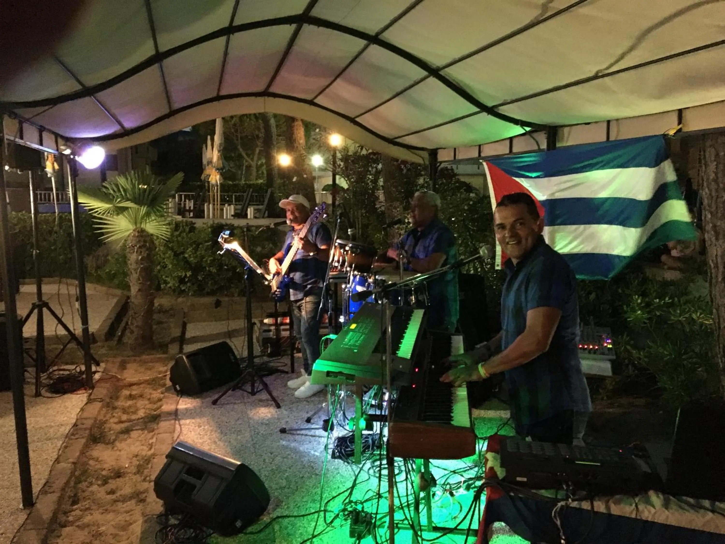 Evening entertainment in Hotel La Bussola