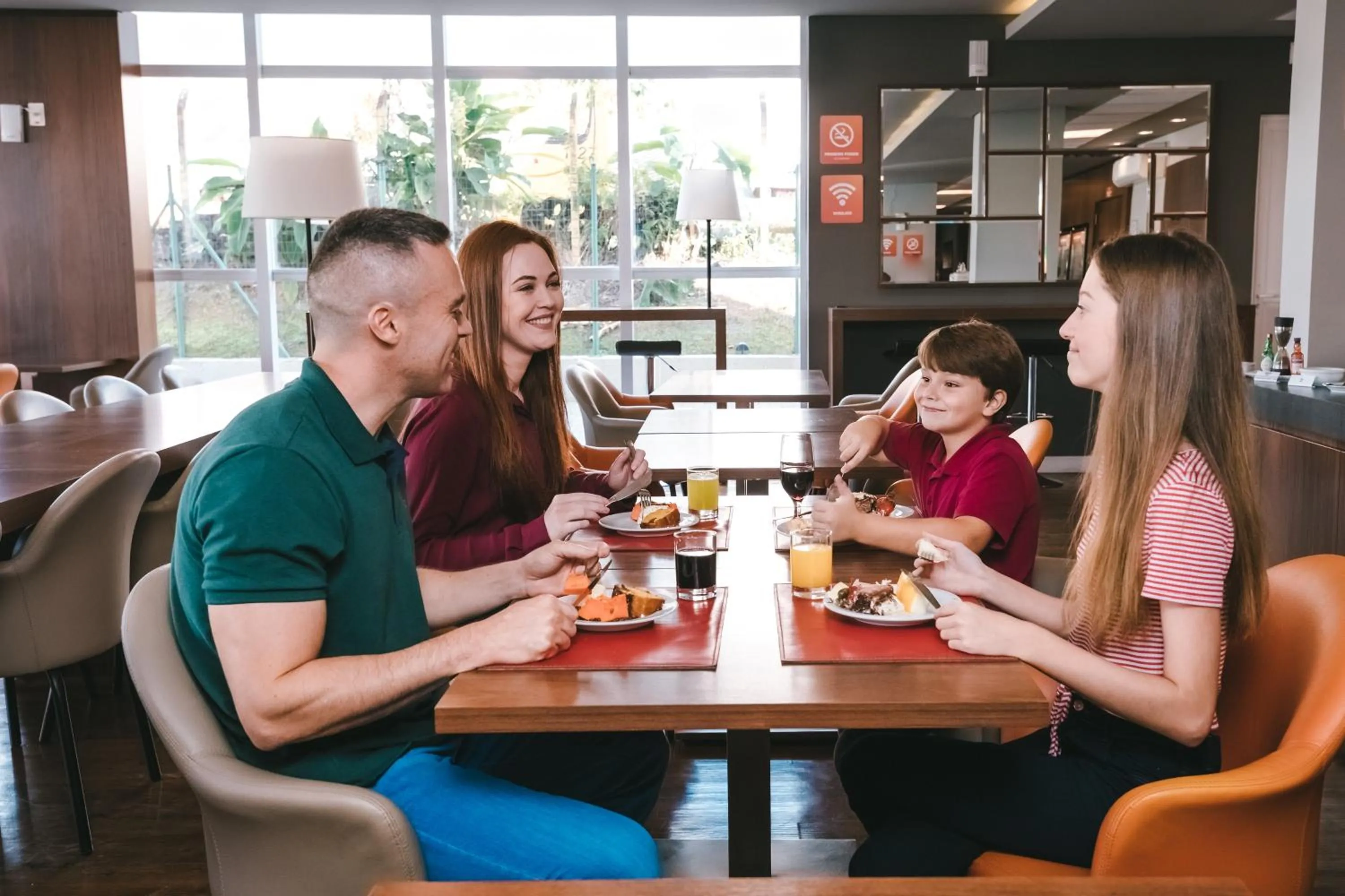Family in Hotel 10 Blumenau