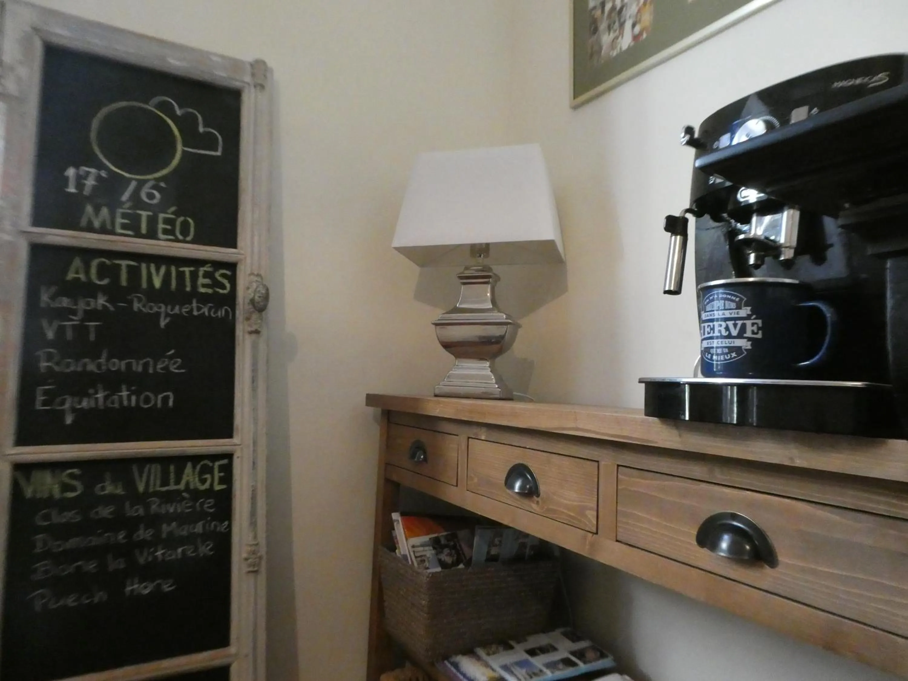 Coffee/tea facilities in Clos du Magnolia