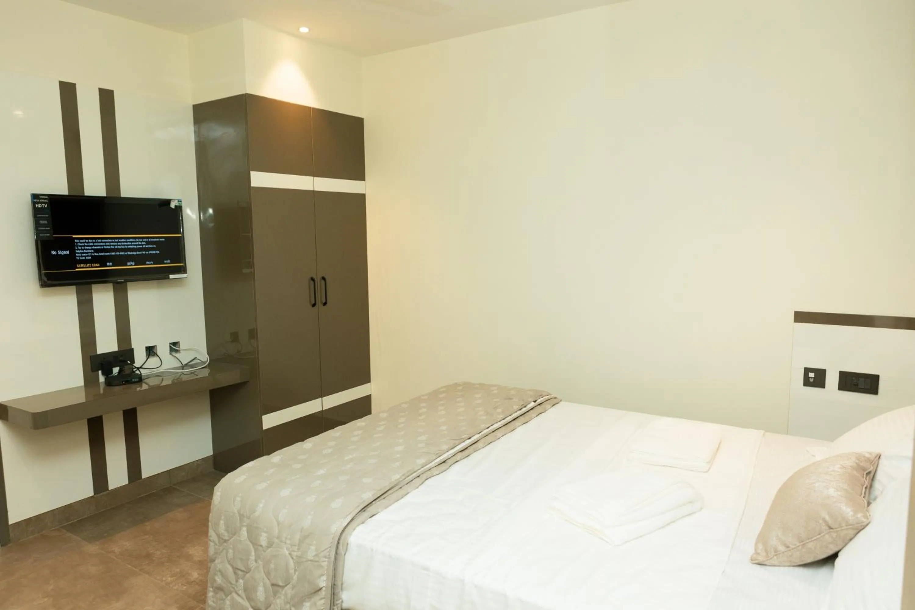 Bedroom, Bed in MAS Residency