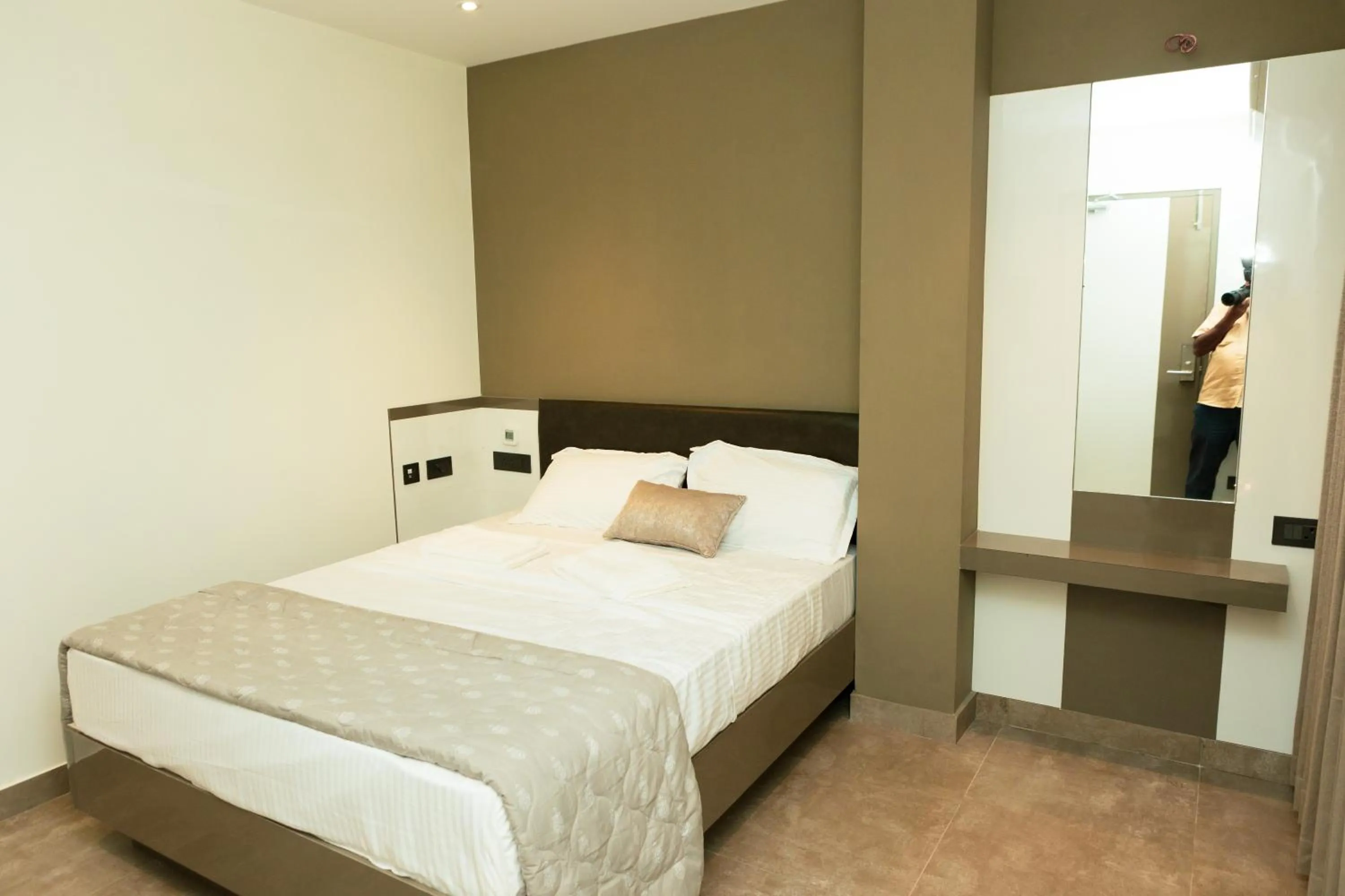 Bed in MAS Residency