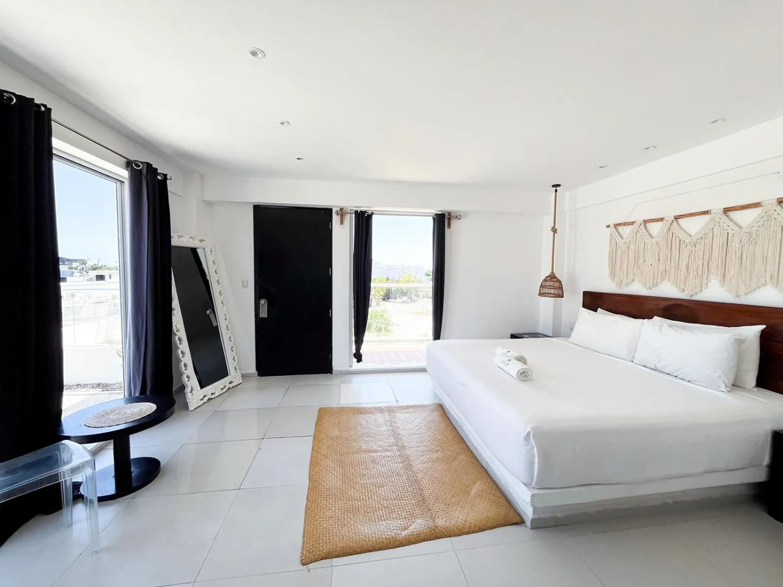 Bed in Cache Hotel Boutique - Adults Only