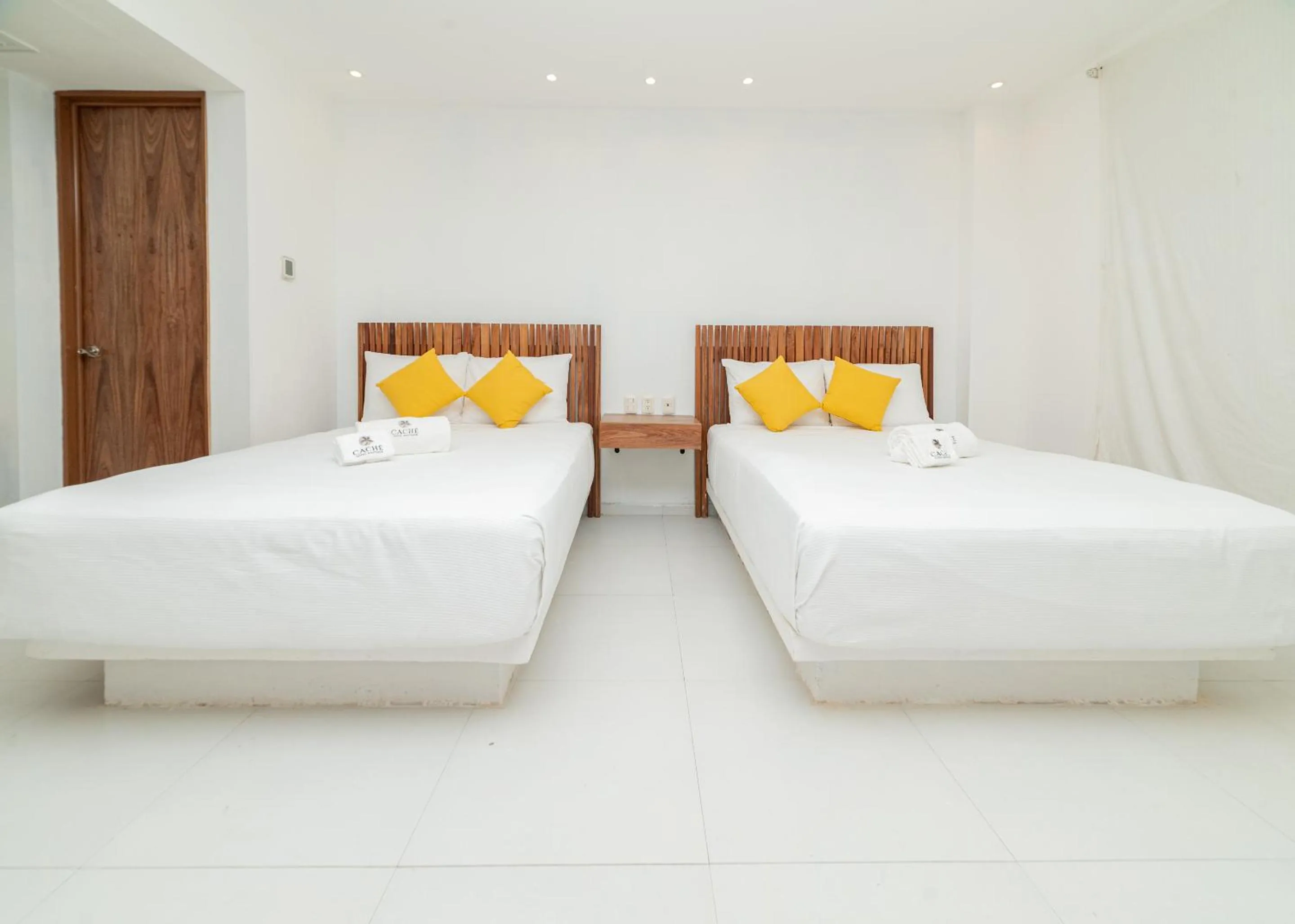 Bedroom, Bed in Cache Hotel Boutique - Adults Only