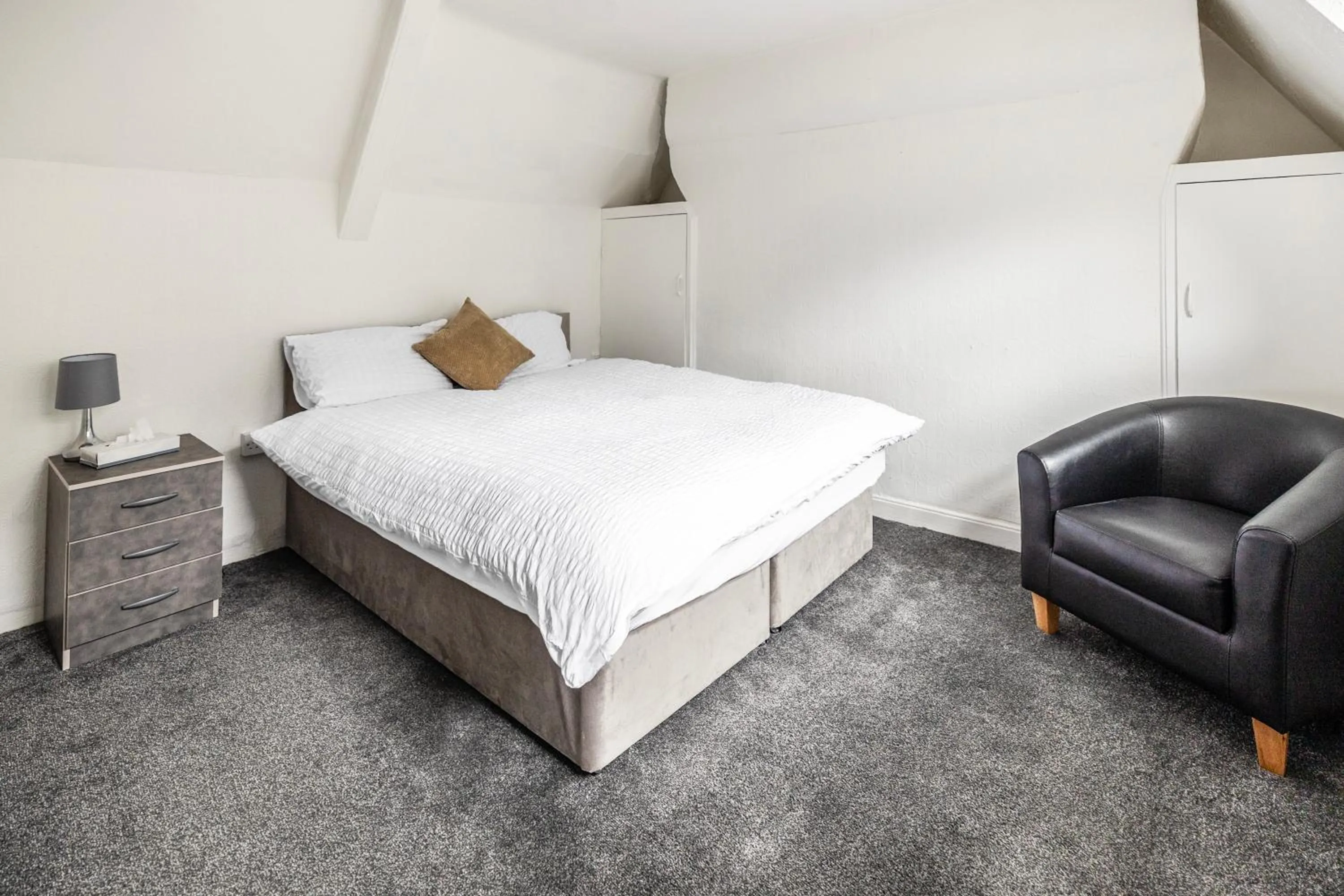 Photo of the whole room, Bed in OYO A Better Night Hotel - Manchester Salford