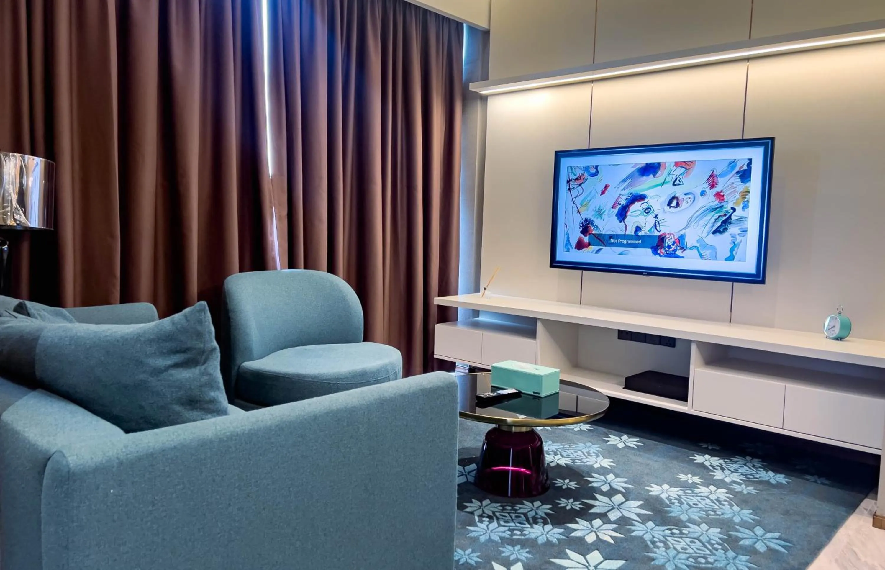 Communal lounge/ TV room in Imperial KLCC Residence - KL HOME